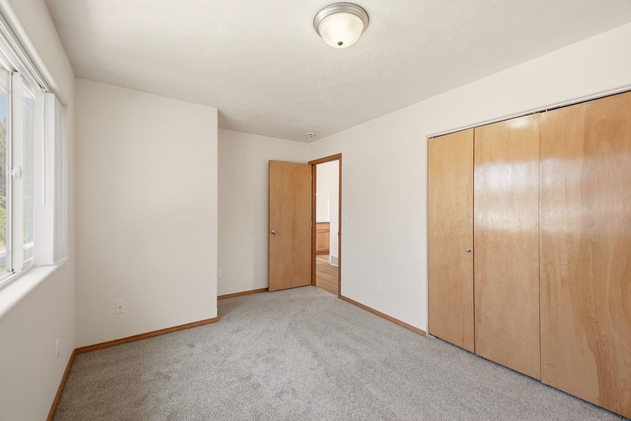 1804 N Drummond St - Photo 16