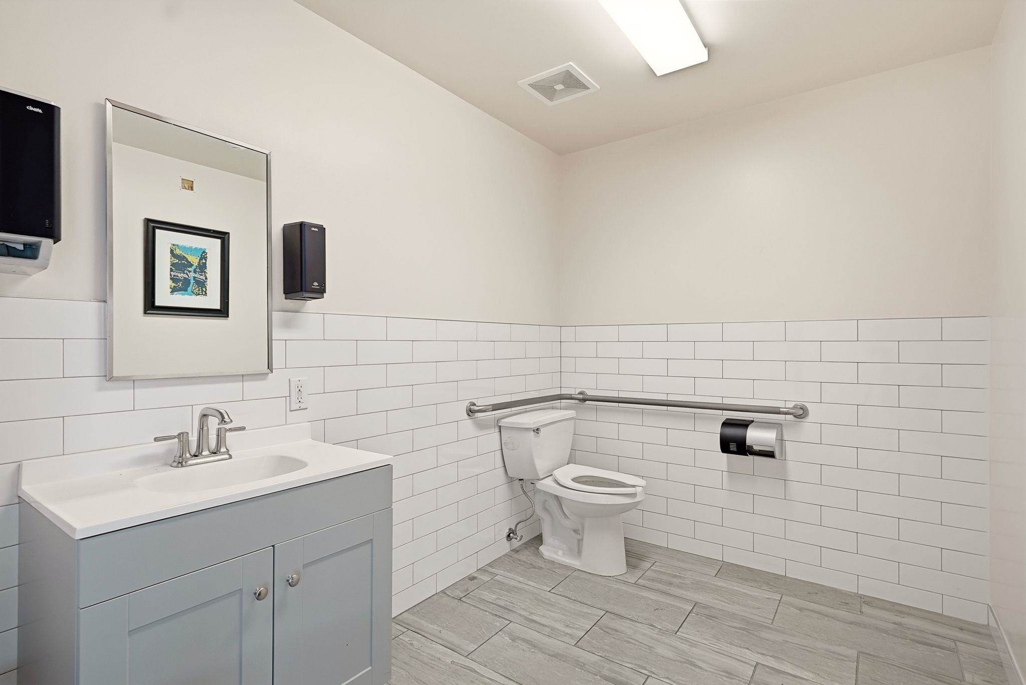 2607 N Division St - Photo 19