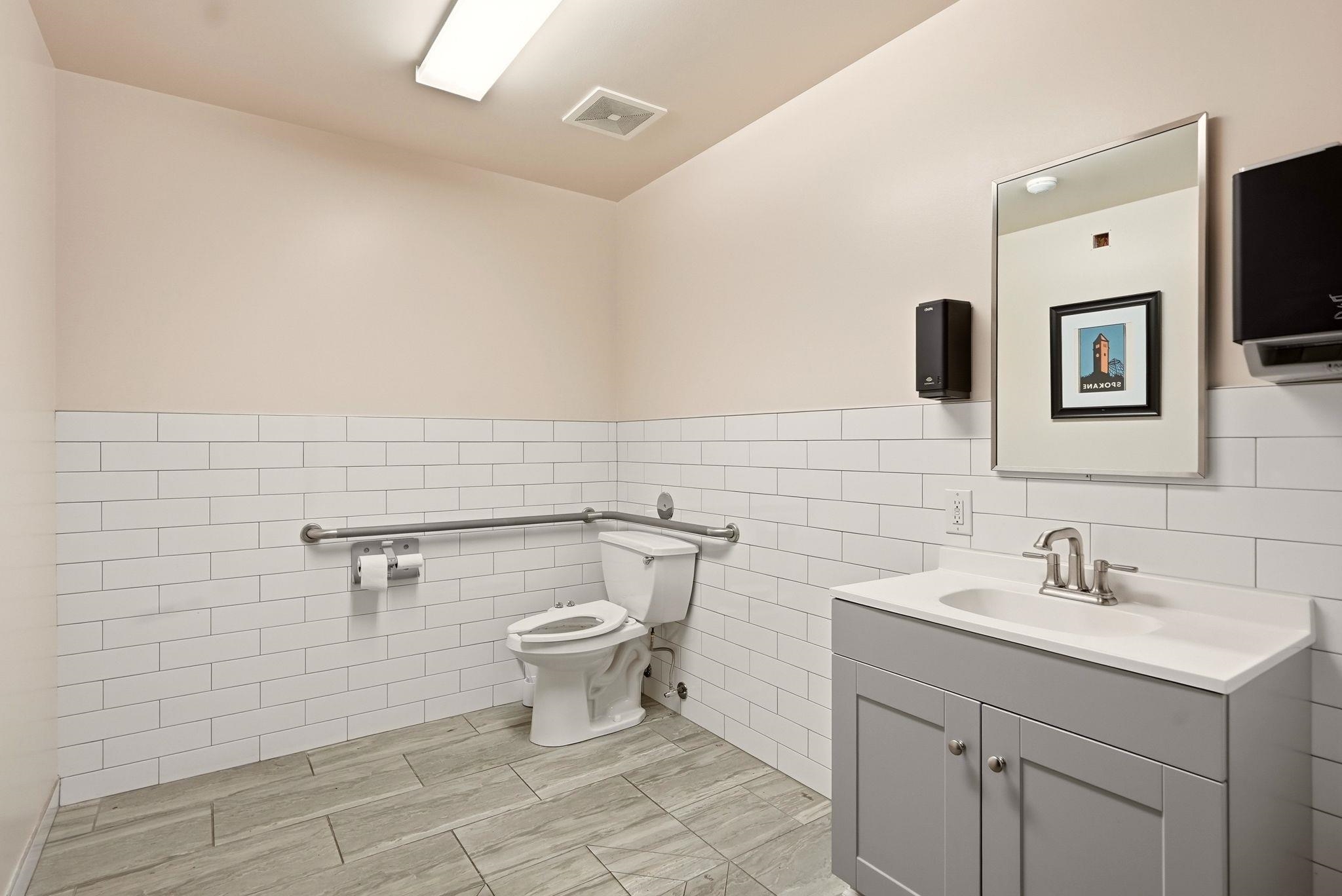2607 N Division St - Photo 20