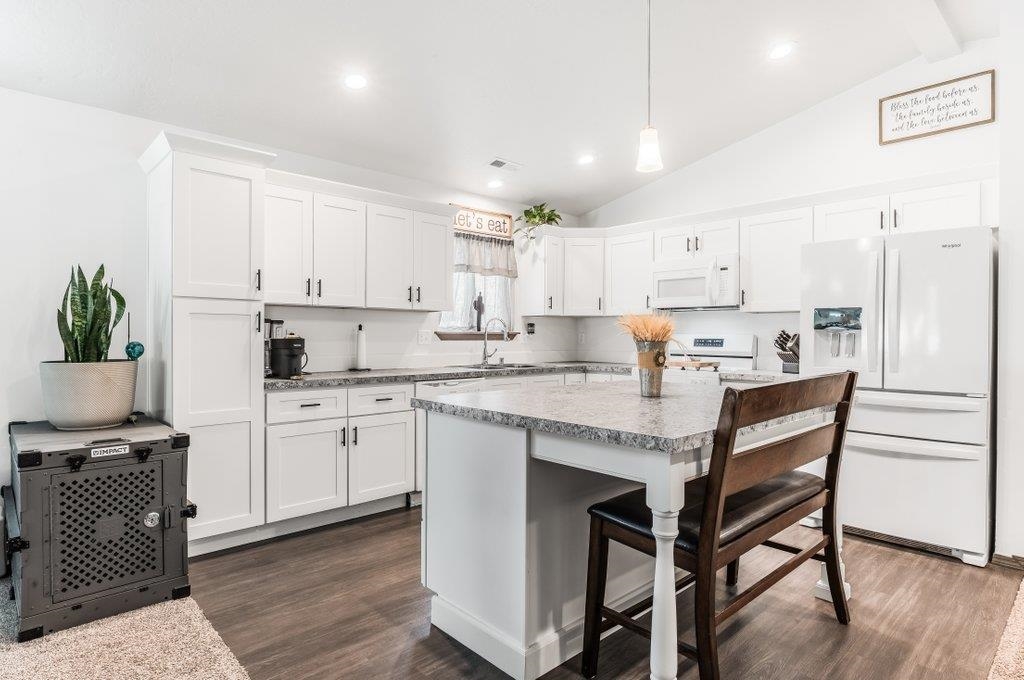 18507 E 3rd Ave - Photo 7