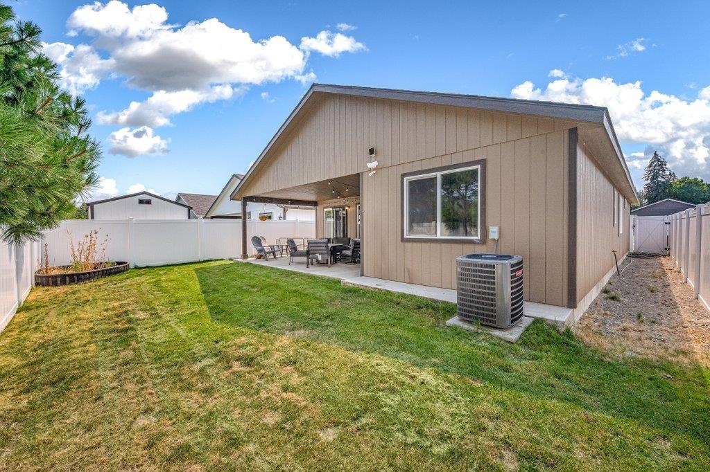 18507 E 3rd Ave - Photo 22