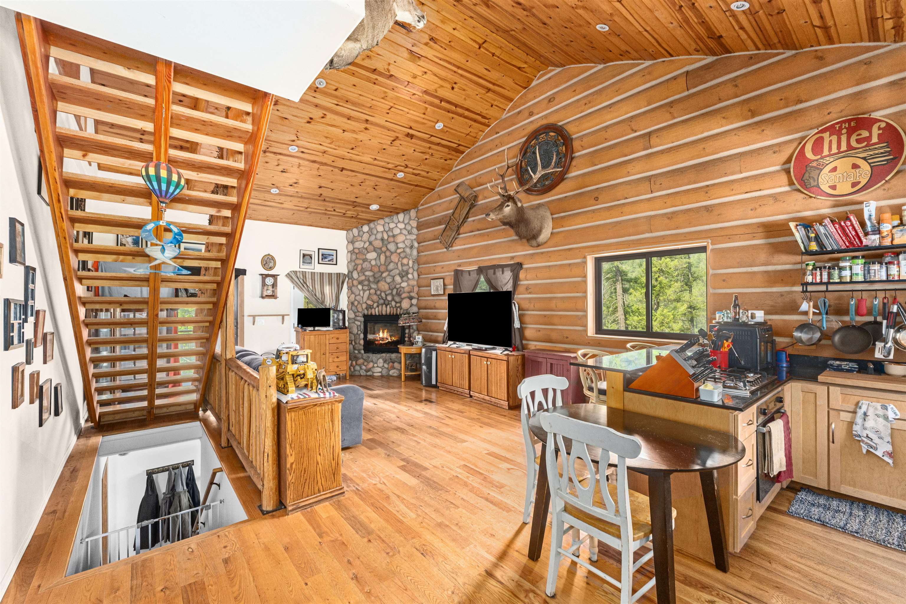 3733V Sand Creek Rd - Photo 4