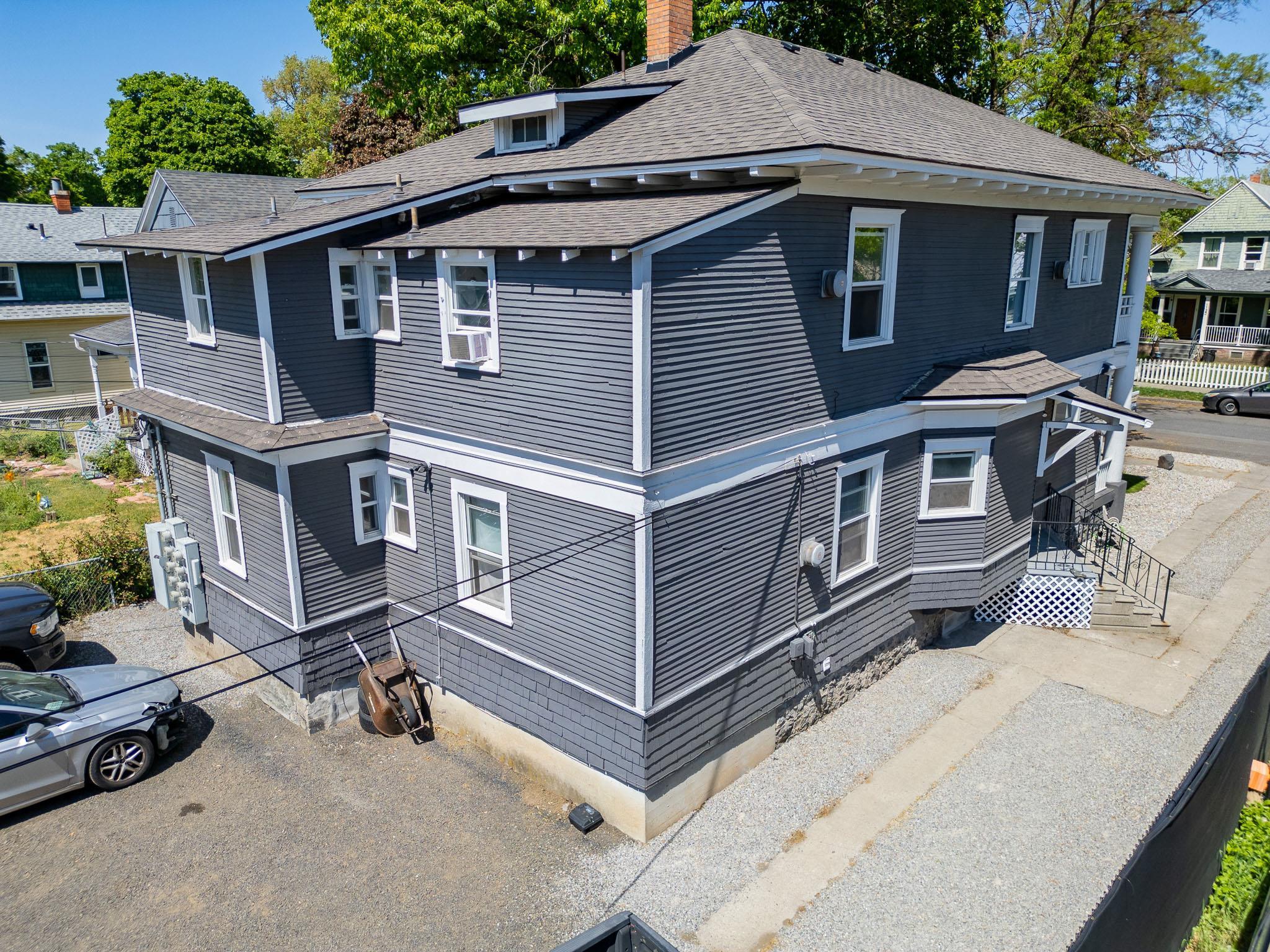1119 W Augusta Ave - Photo 10