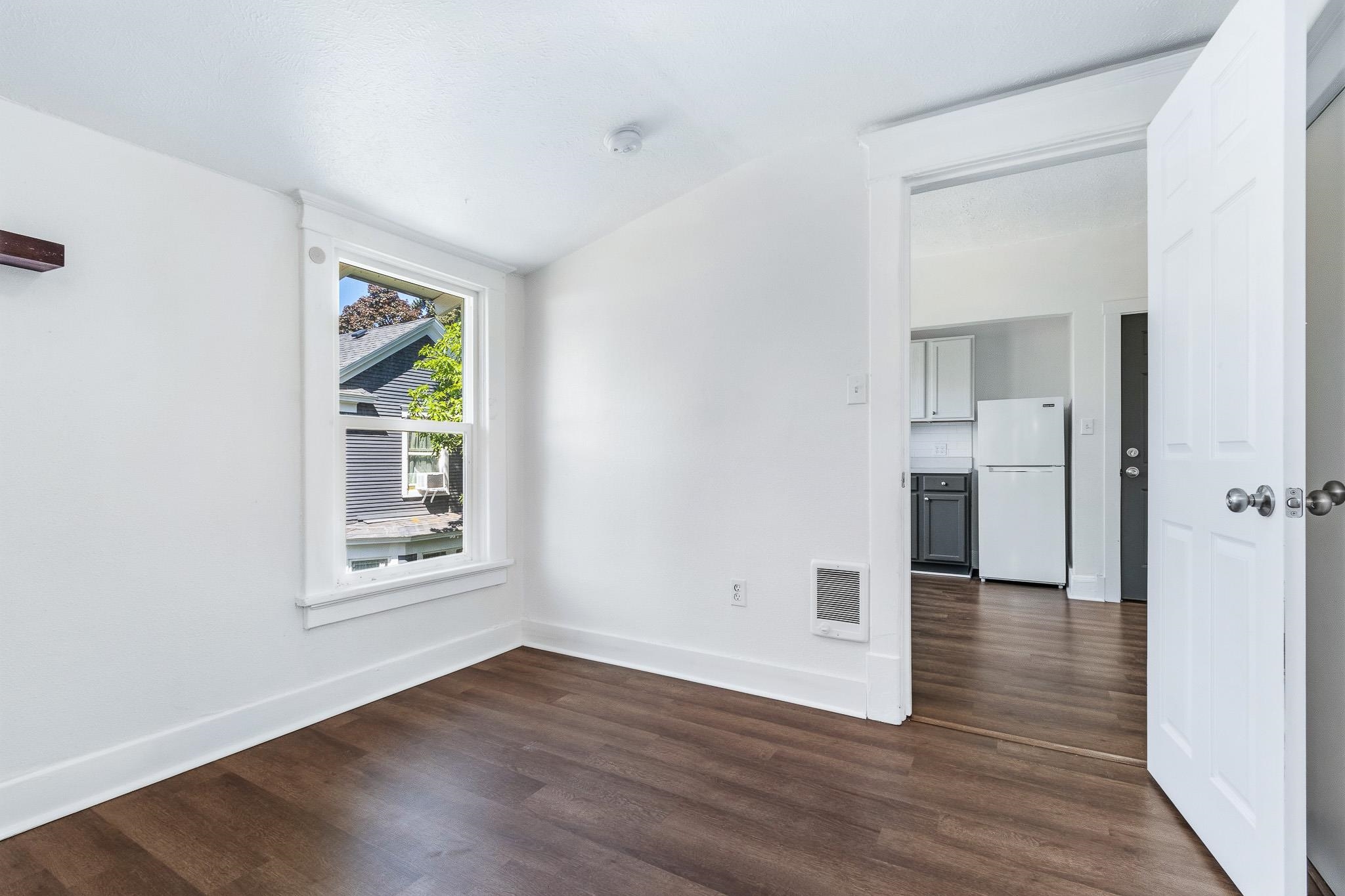1119 W Augusta Ave - Photo 21