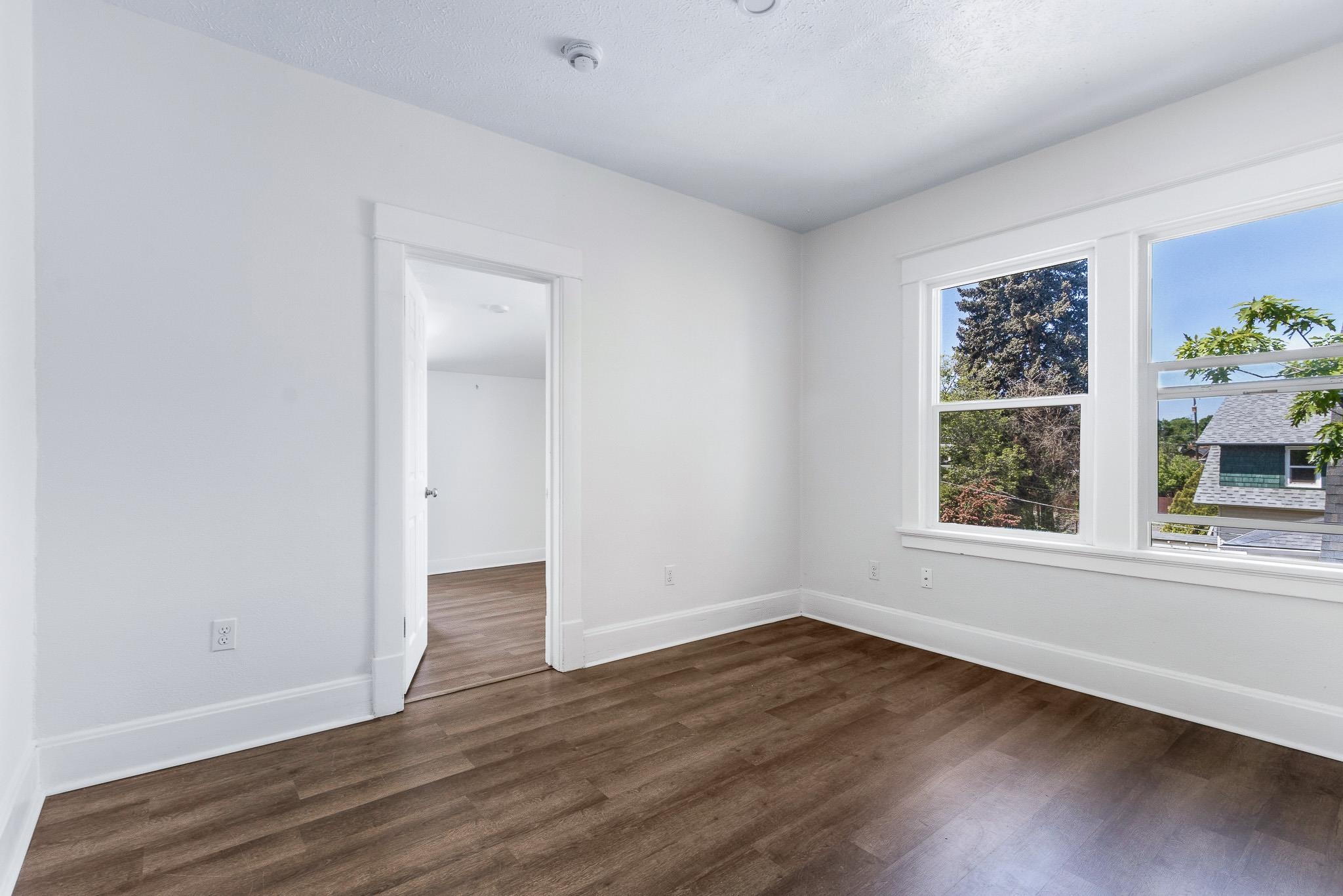 1119 W Augusta Ave - Photo 24