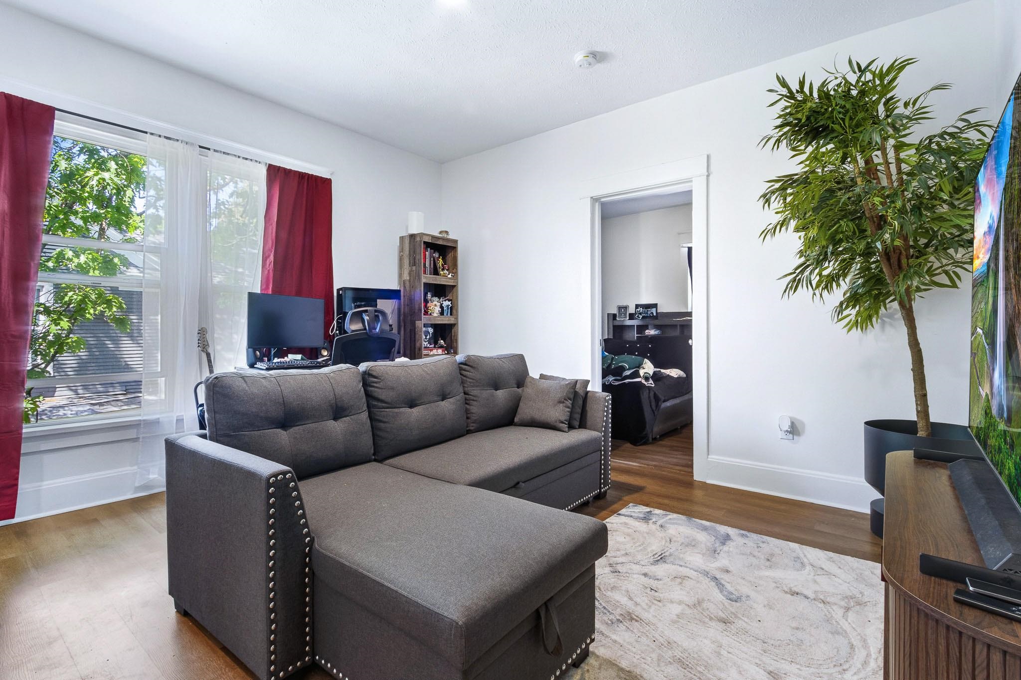 1119 W Augusta Ave - Photo 30