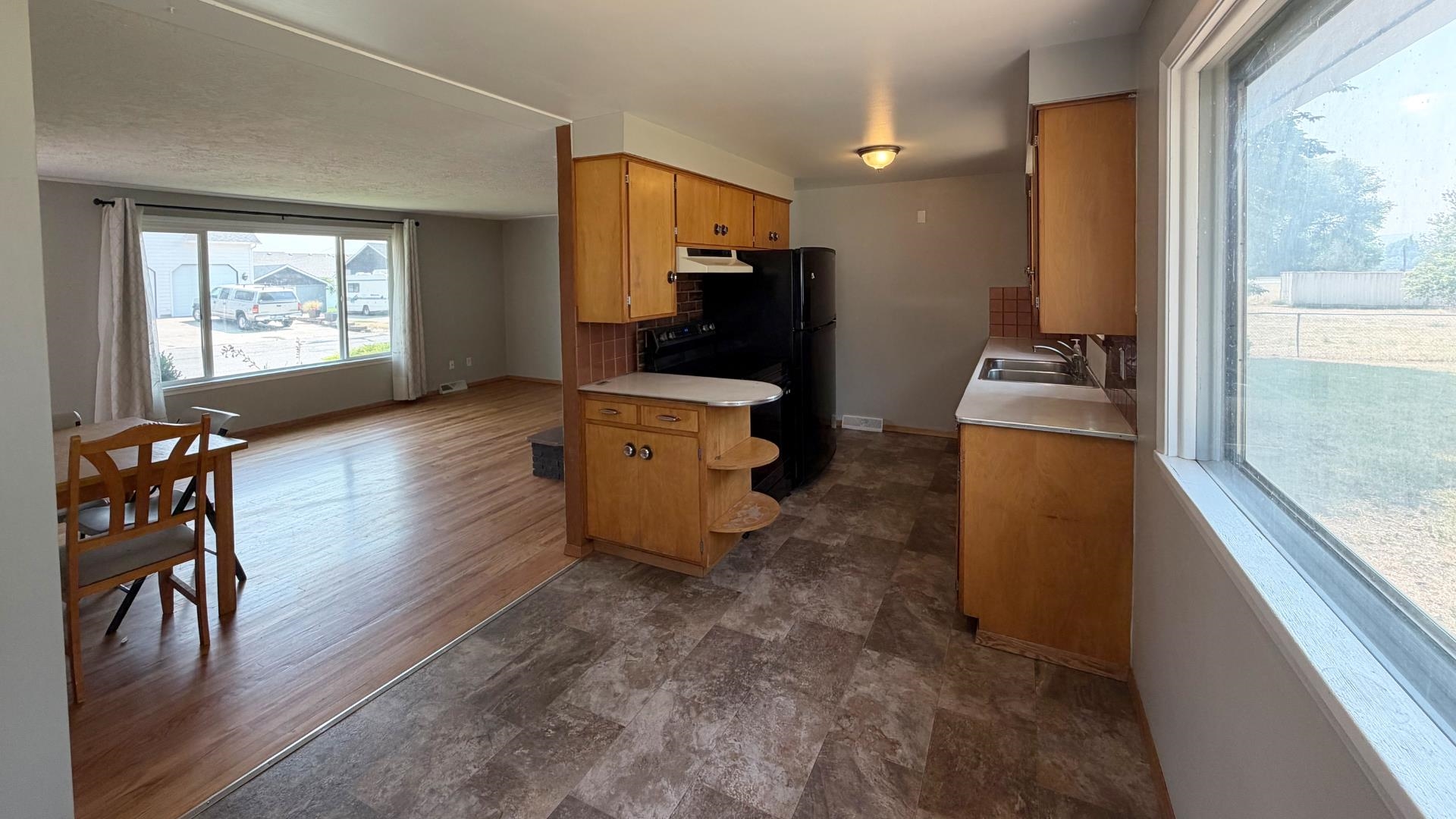 4203 N Herald Rd - Photo 4
