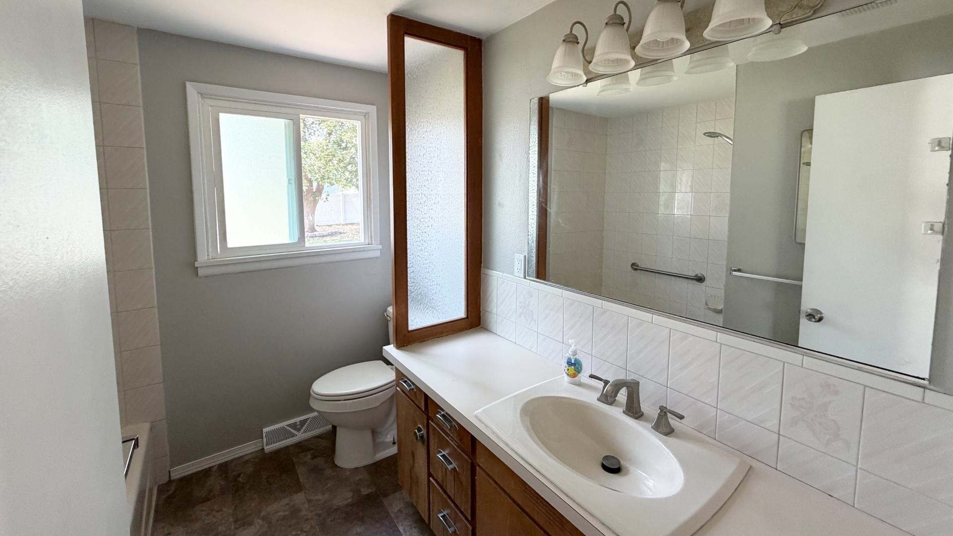 4203 N Herald Rd - Photo 8