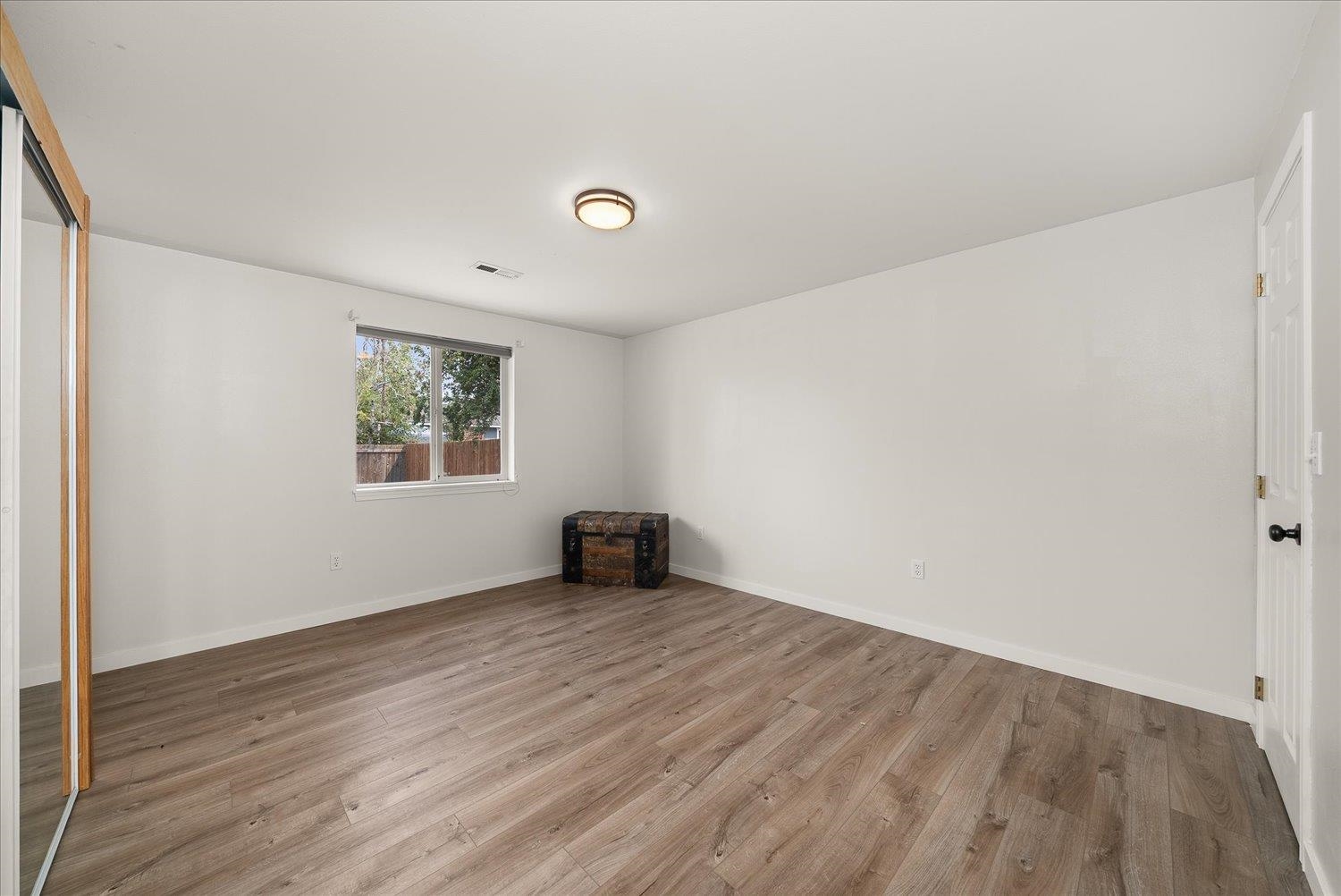 12512 W 11th Ave - Photo 11
