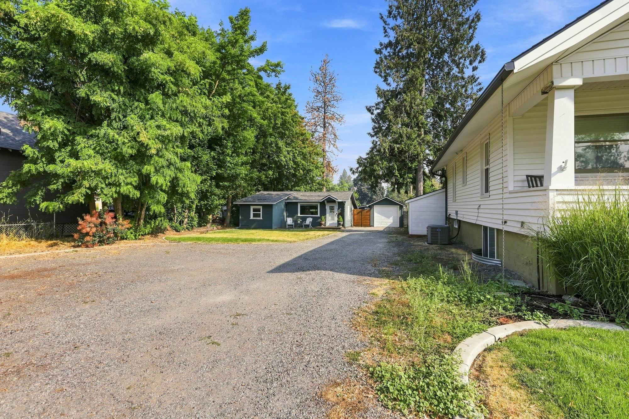 907 E 30th Ave - Photo 30