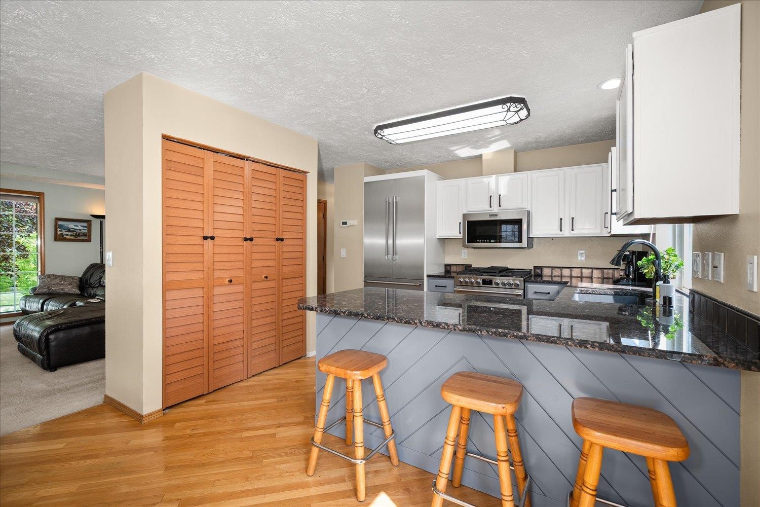 1124 N Madson St - Photo 10