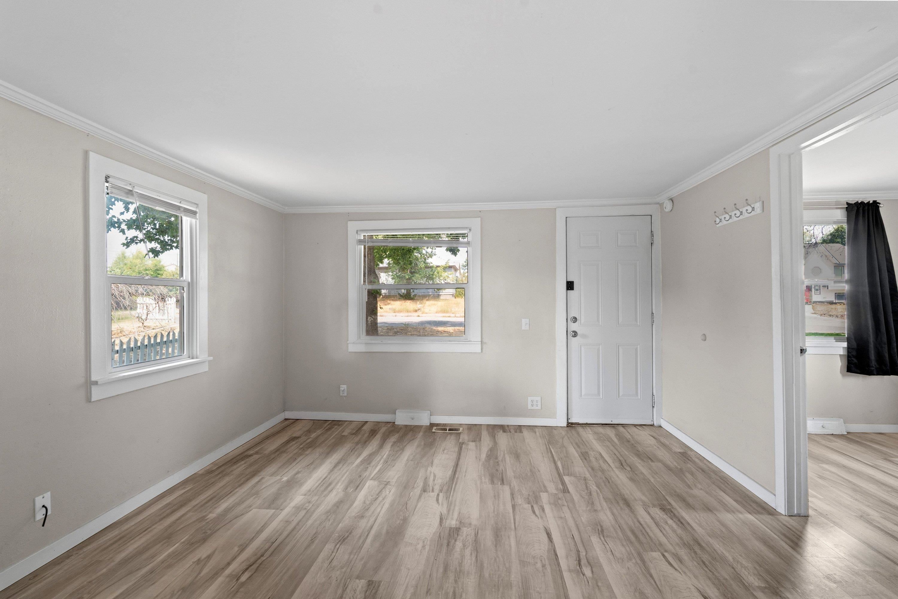 3416 E Grace Ave - Photo 7