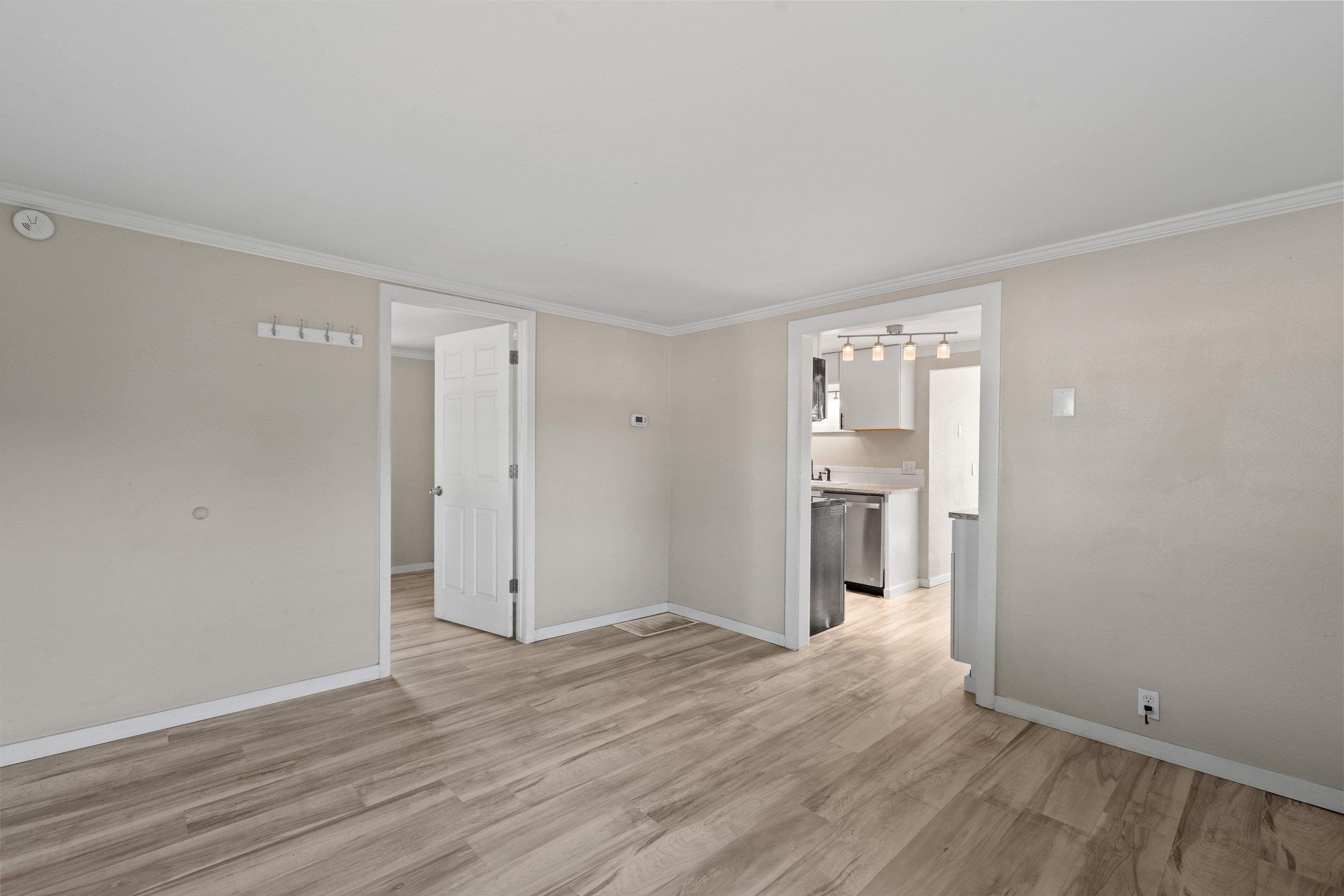 3416 E Grace Ave - Photo 8