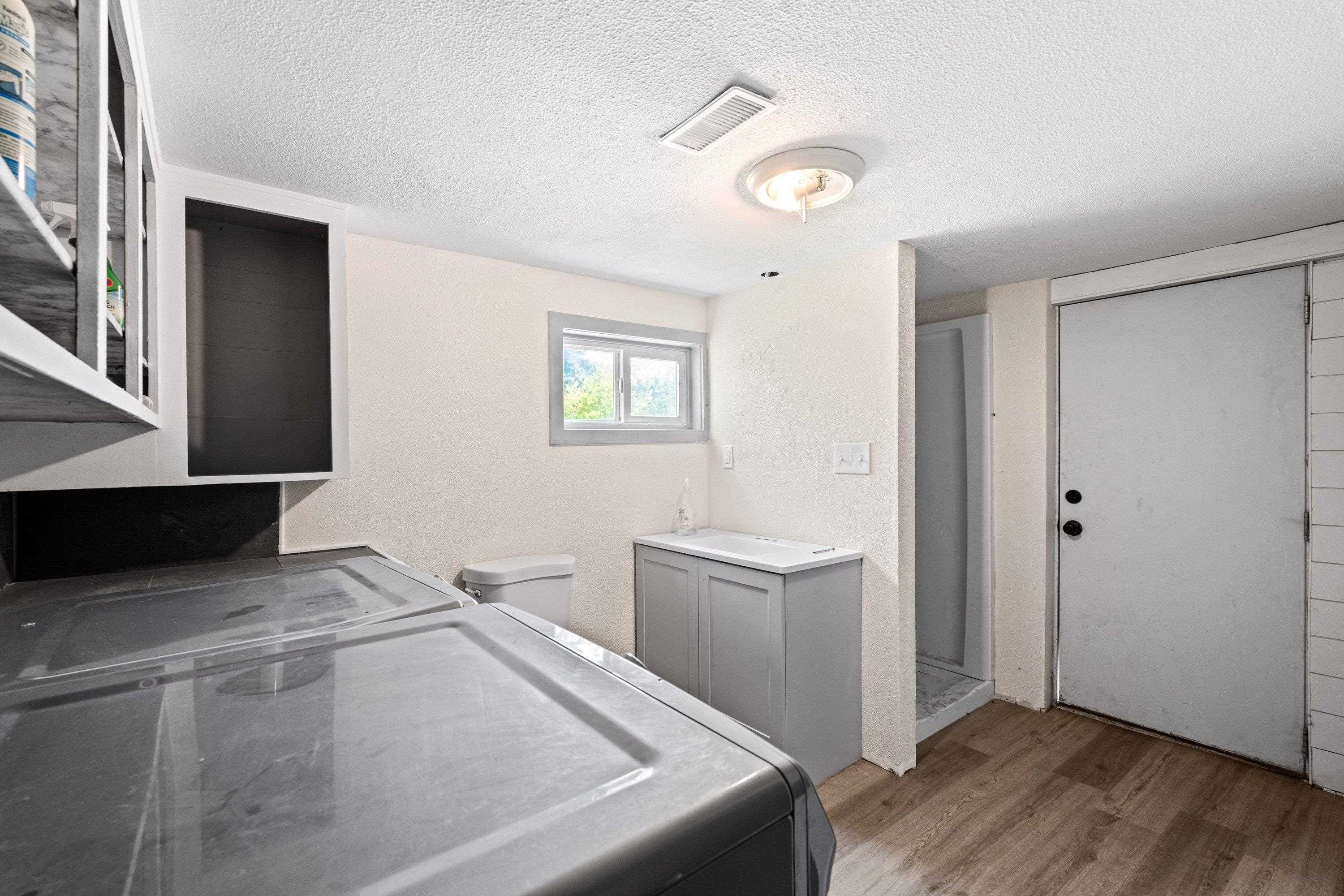 3416 E Grace Ave - Photo 28