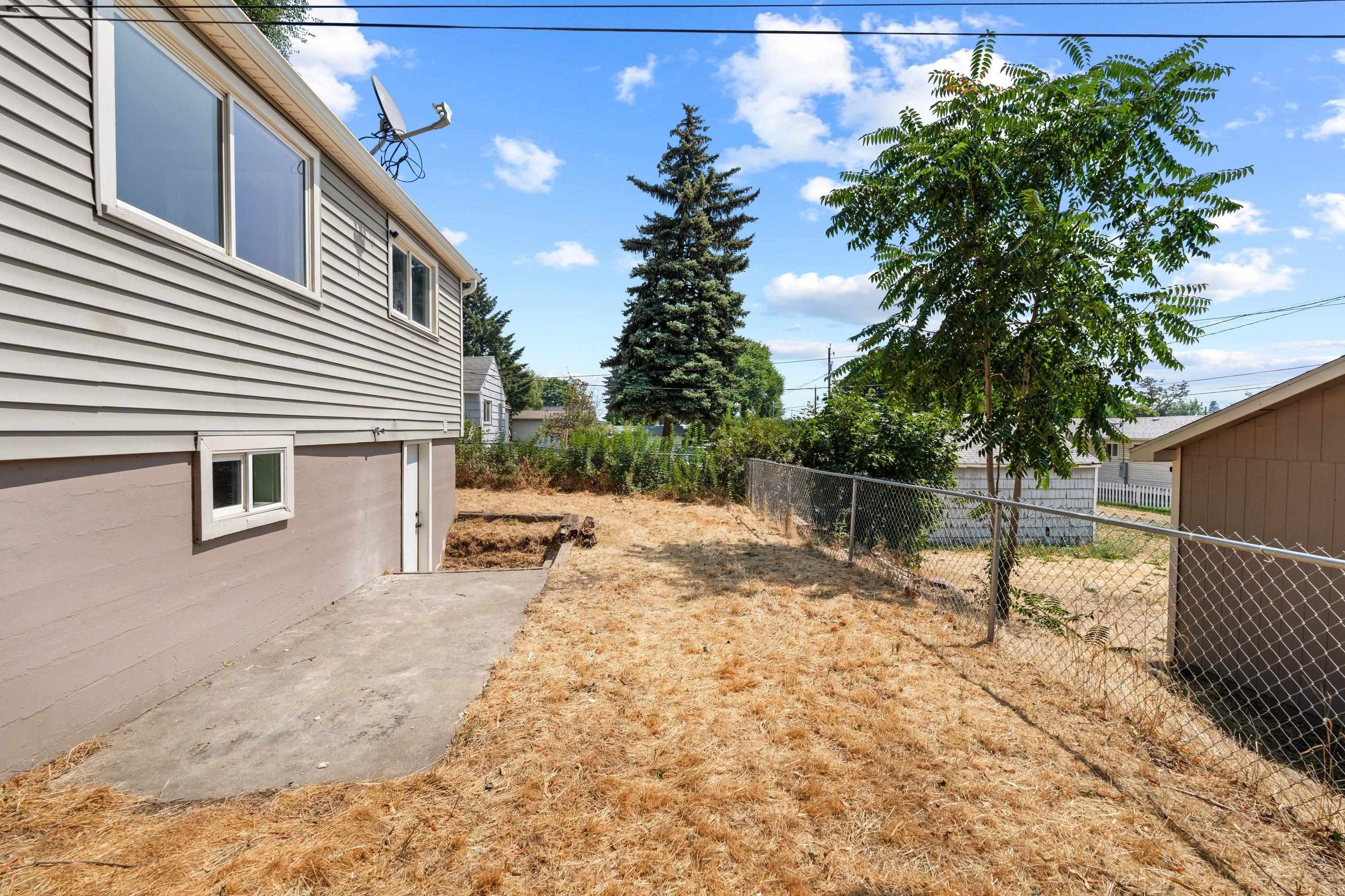 3416 E Grace Ave - Photo 34