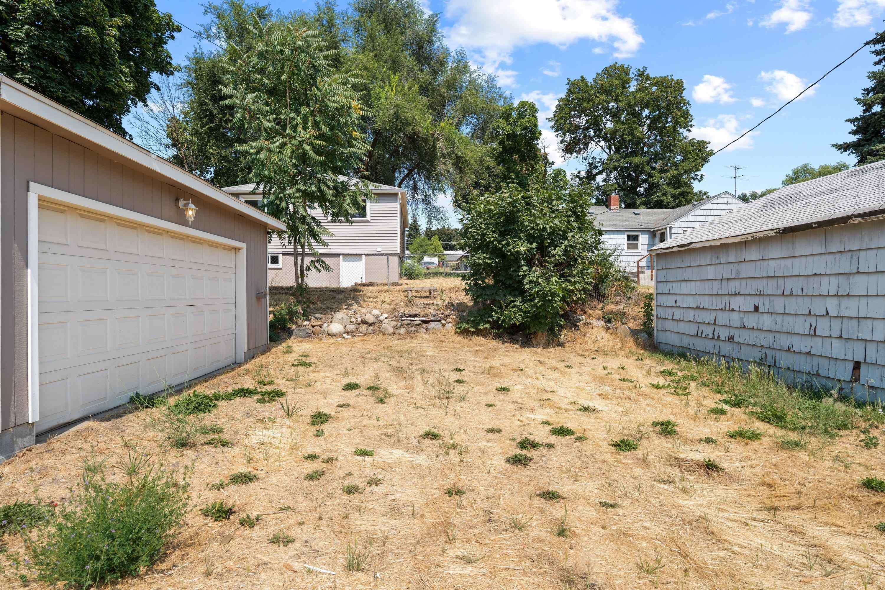 3416 E Grace Ave - Photo 40