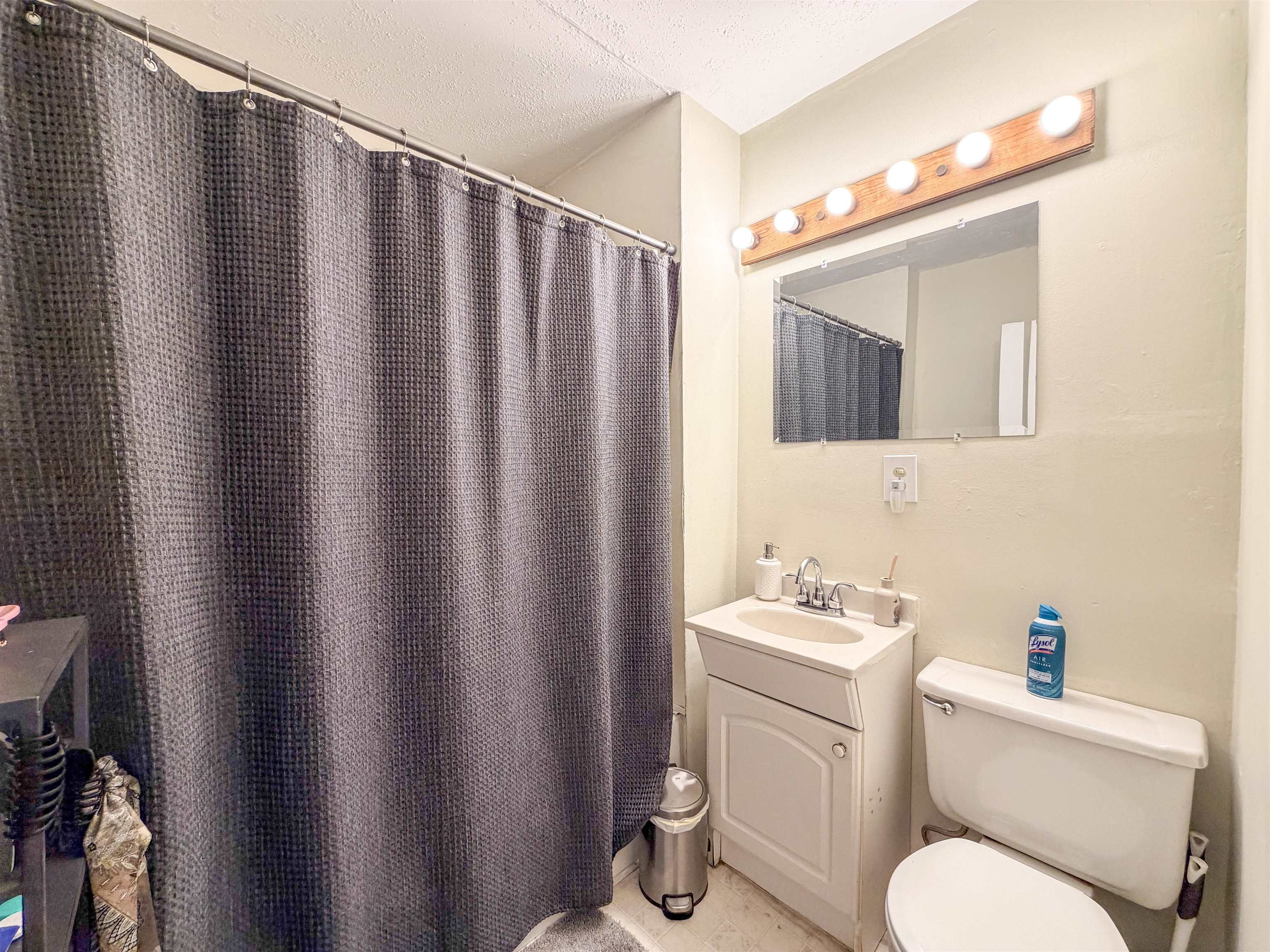 475 W 9th Ave - Photo 13