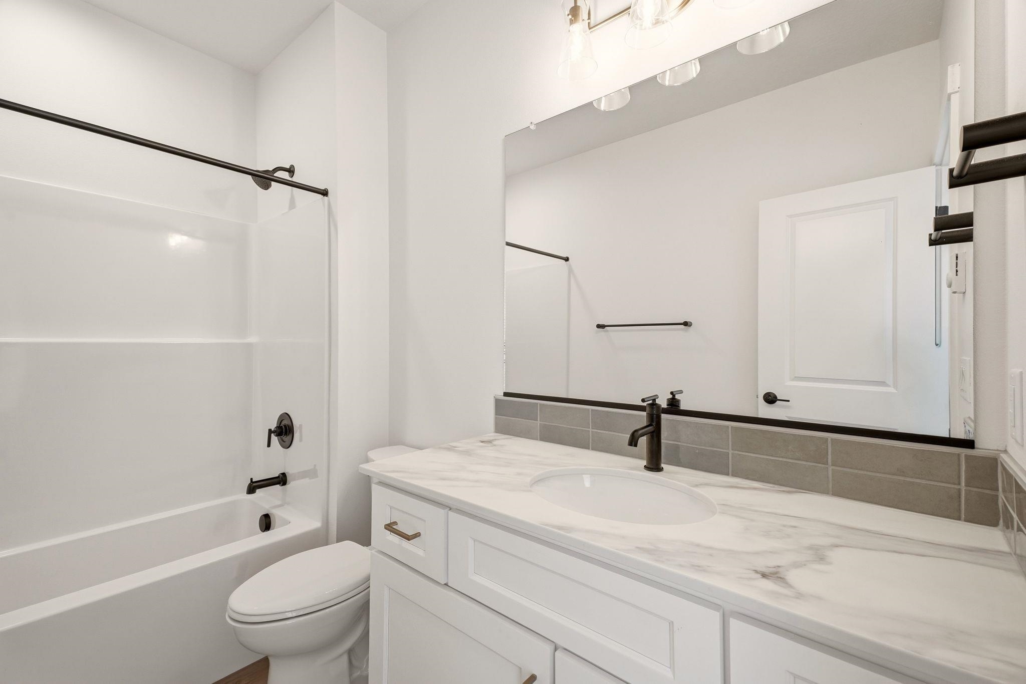 21090 E Indiana Ave - Photo 15