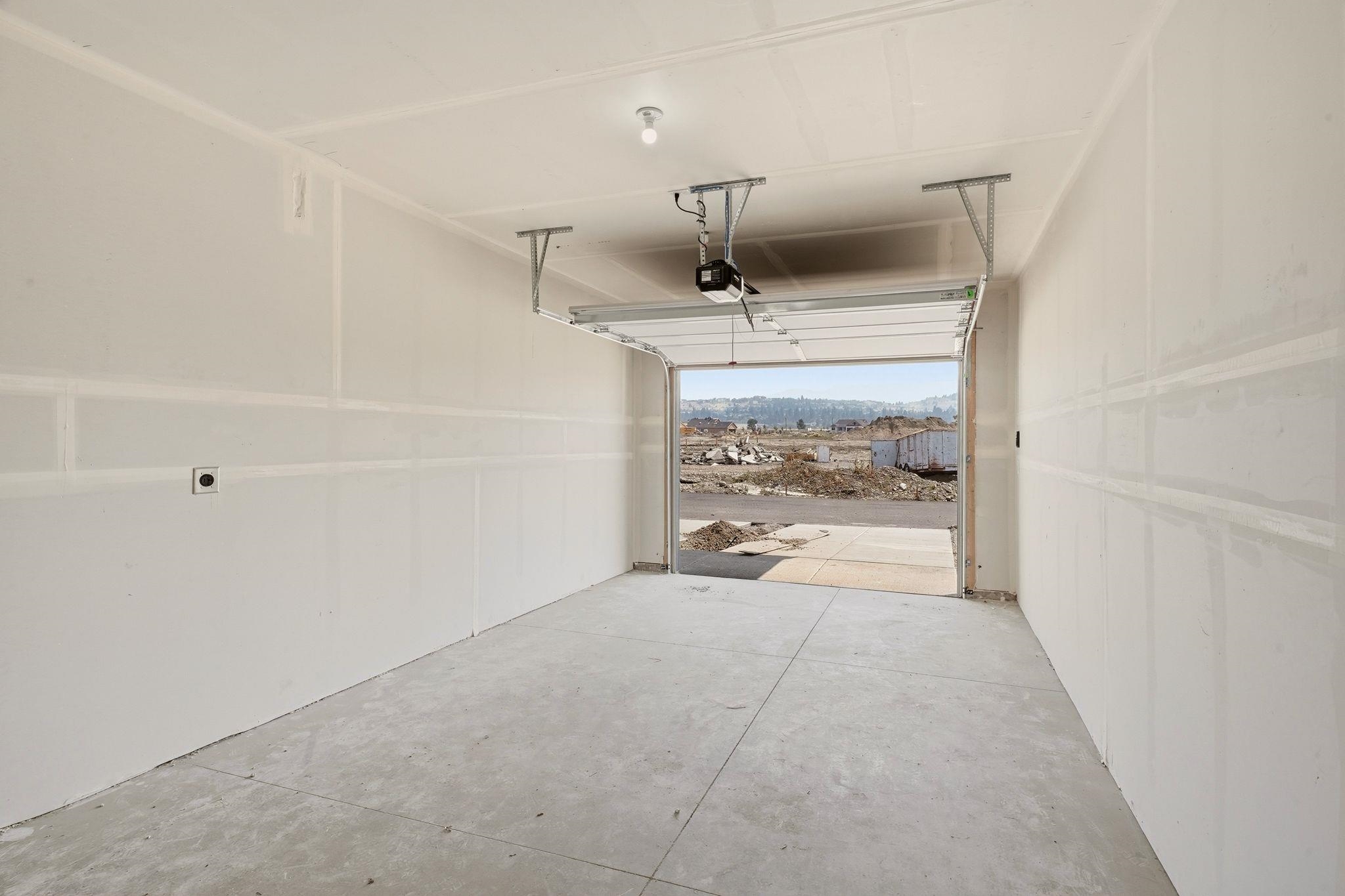 21090 E Indiana Ave - Photo 22
