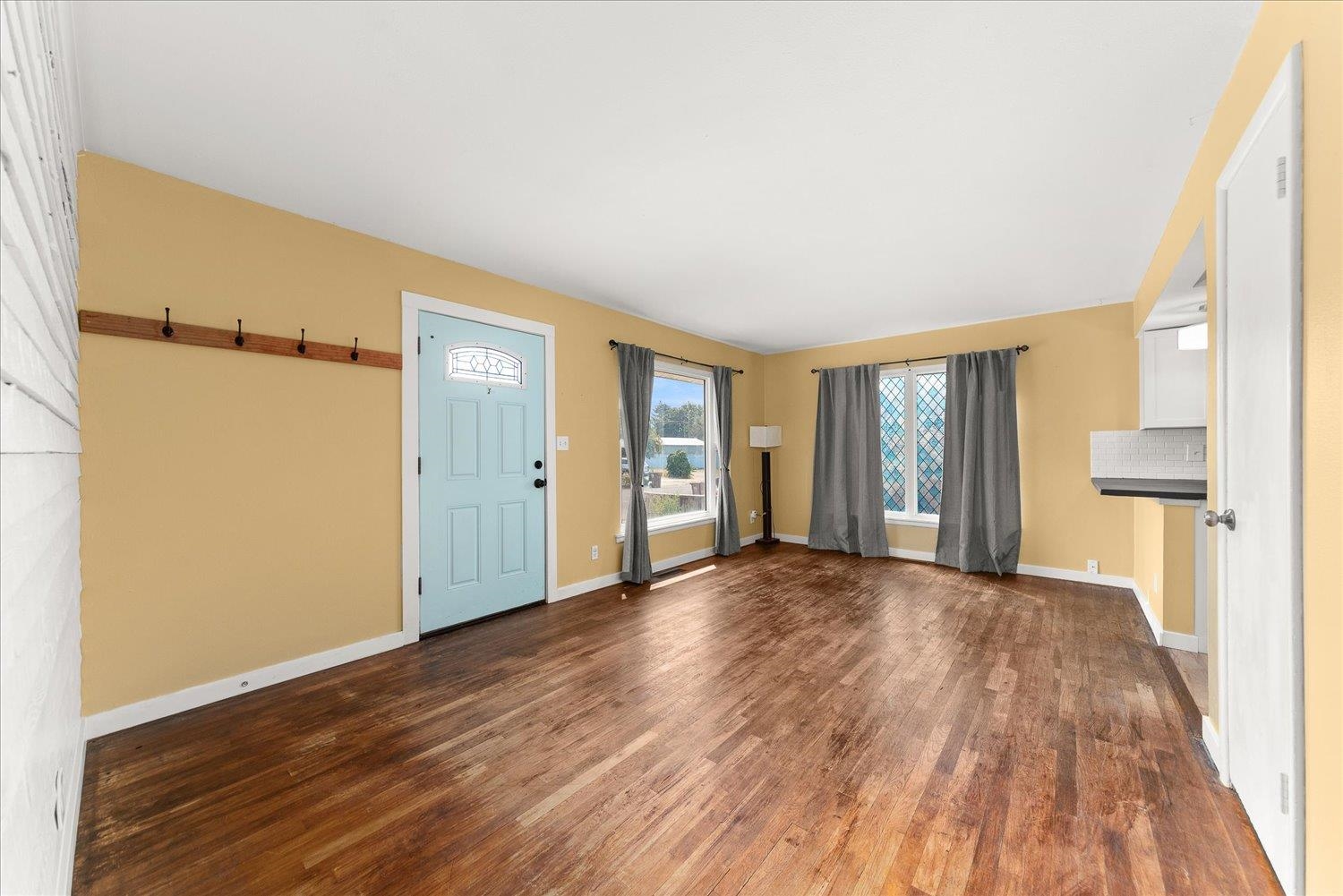 2515 N Julia St - Photo 3