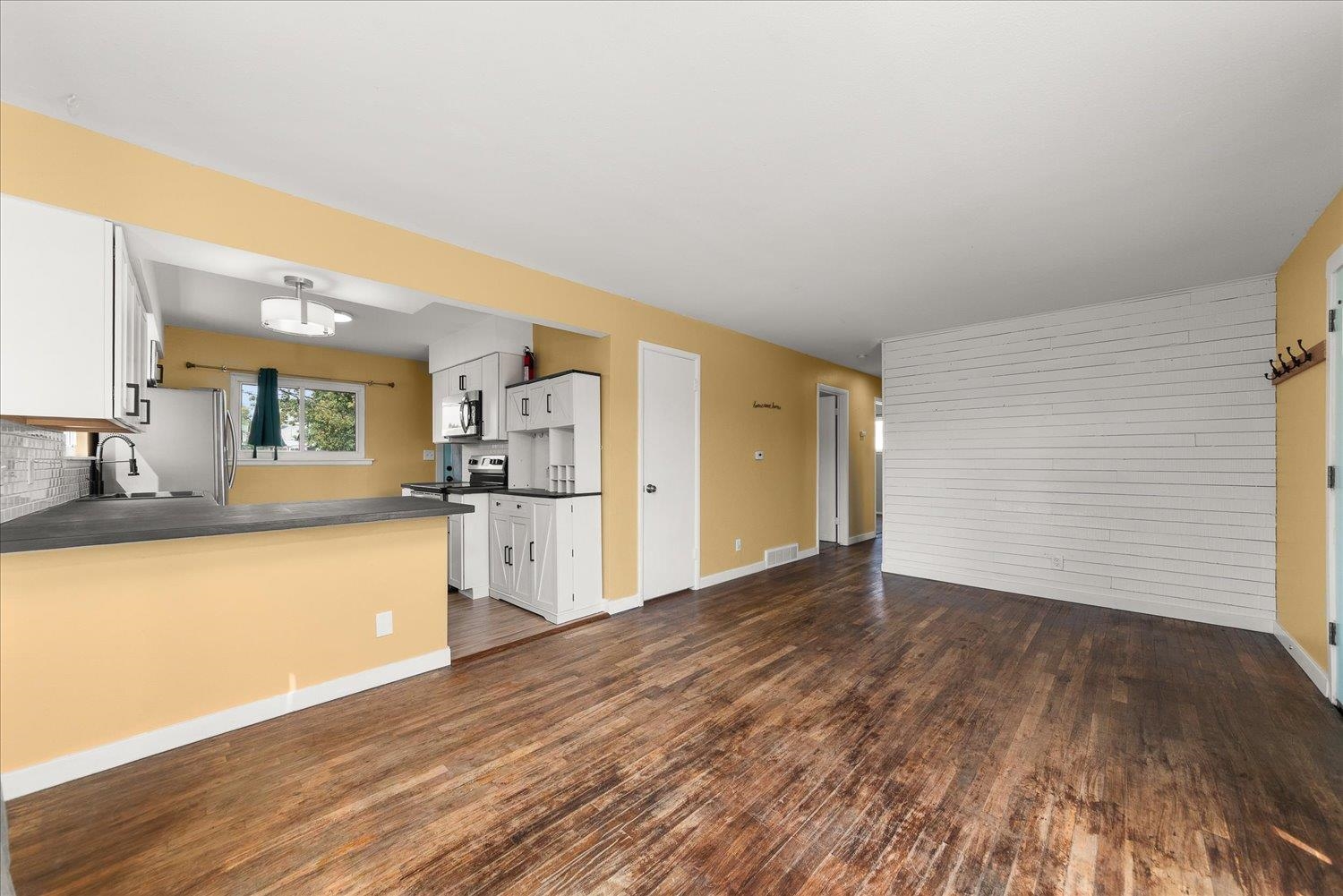 2515 N Julia St - Photo 5