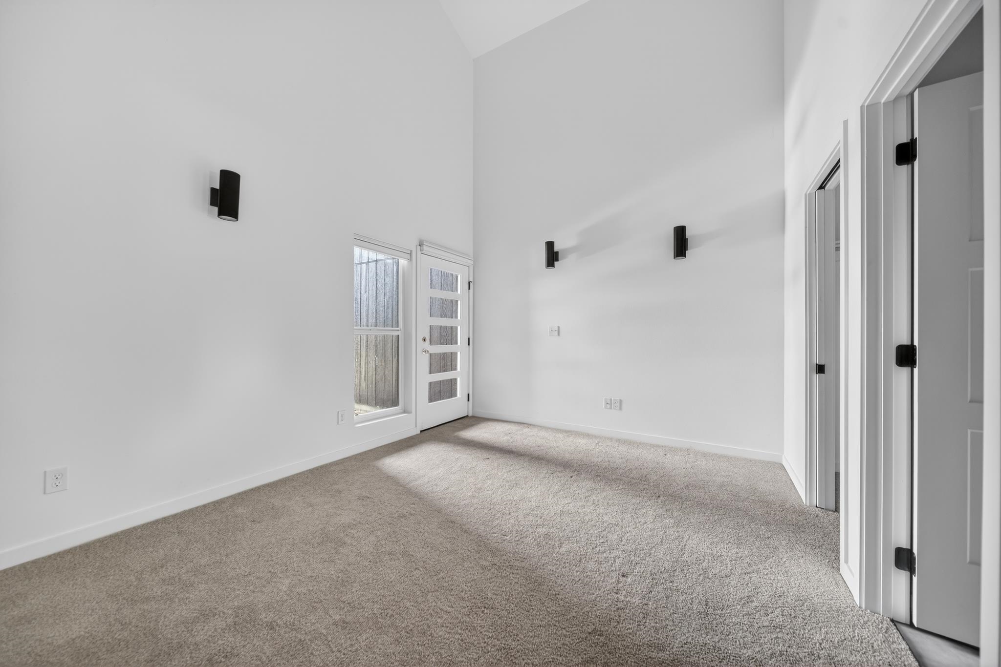 2015 W NORA St - Photo 8