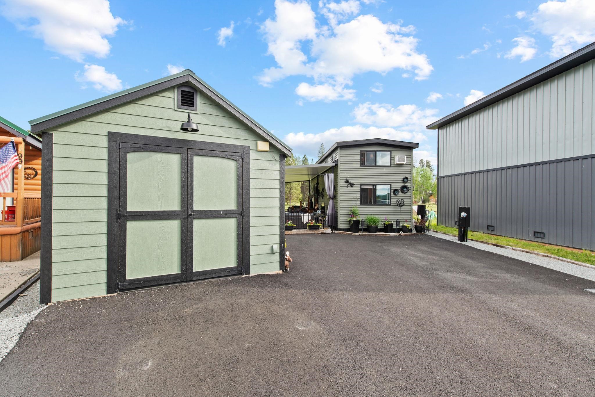 103 Guinevere Dr - Photo 32