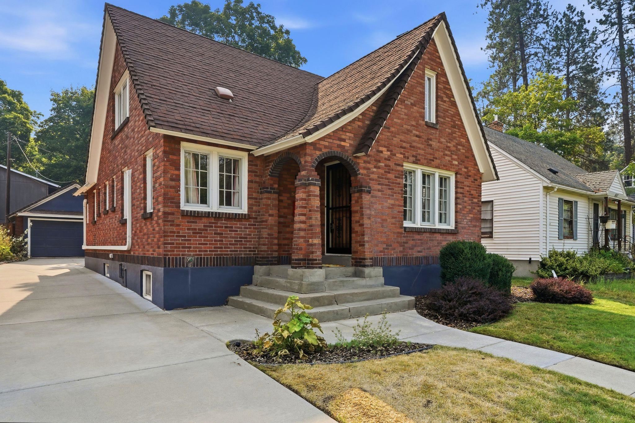1607 S Cedar St - Photo 2