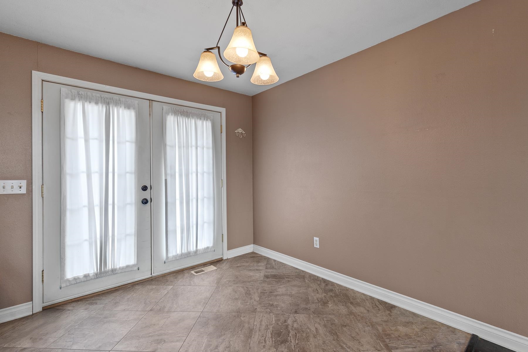 12528 W 13th Ave - Photo 5