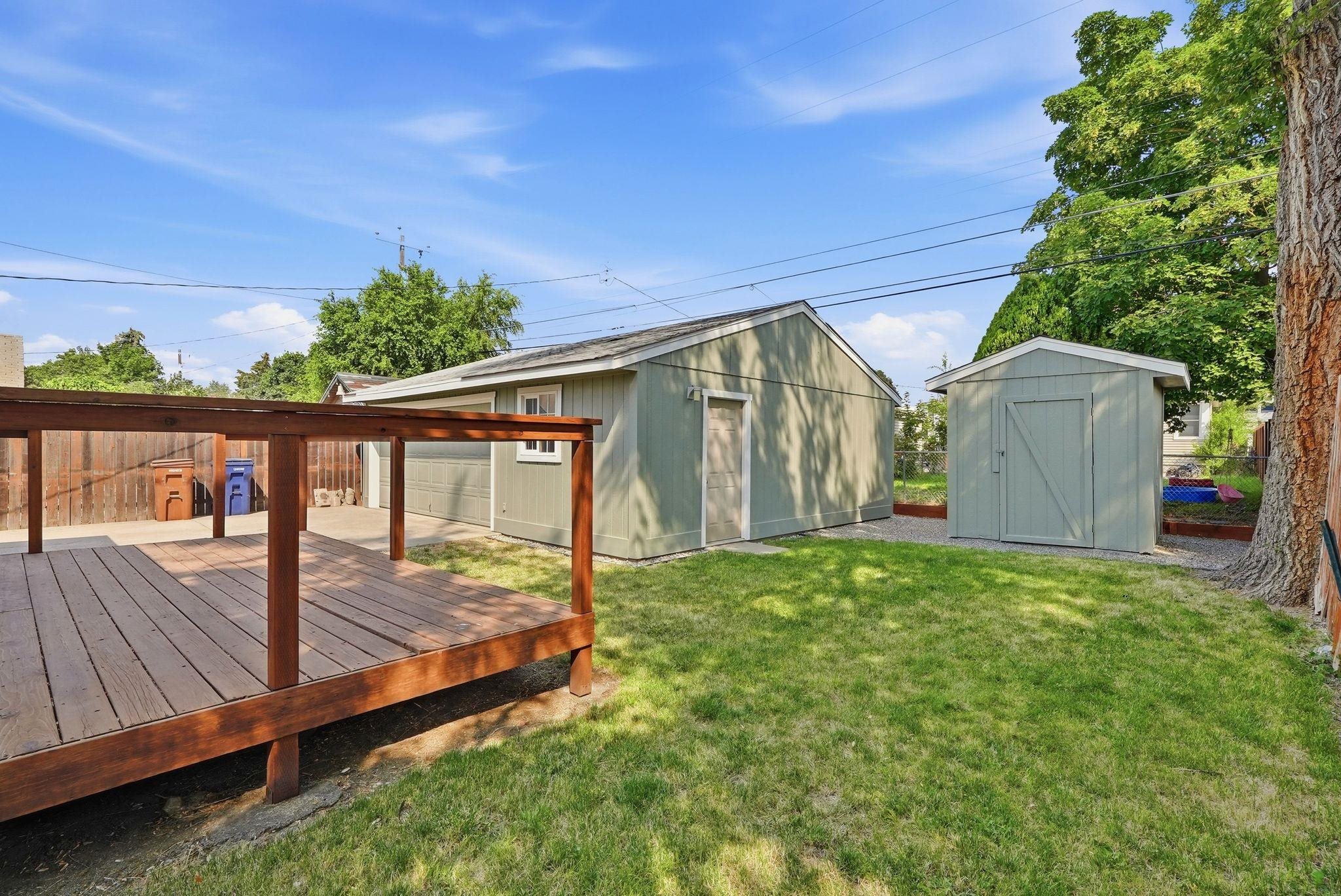 207 E Princeton Ave - Photo 26