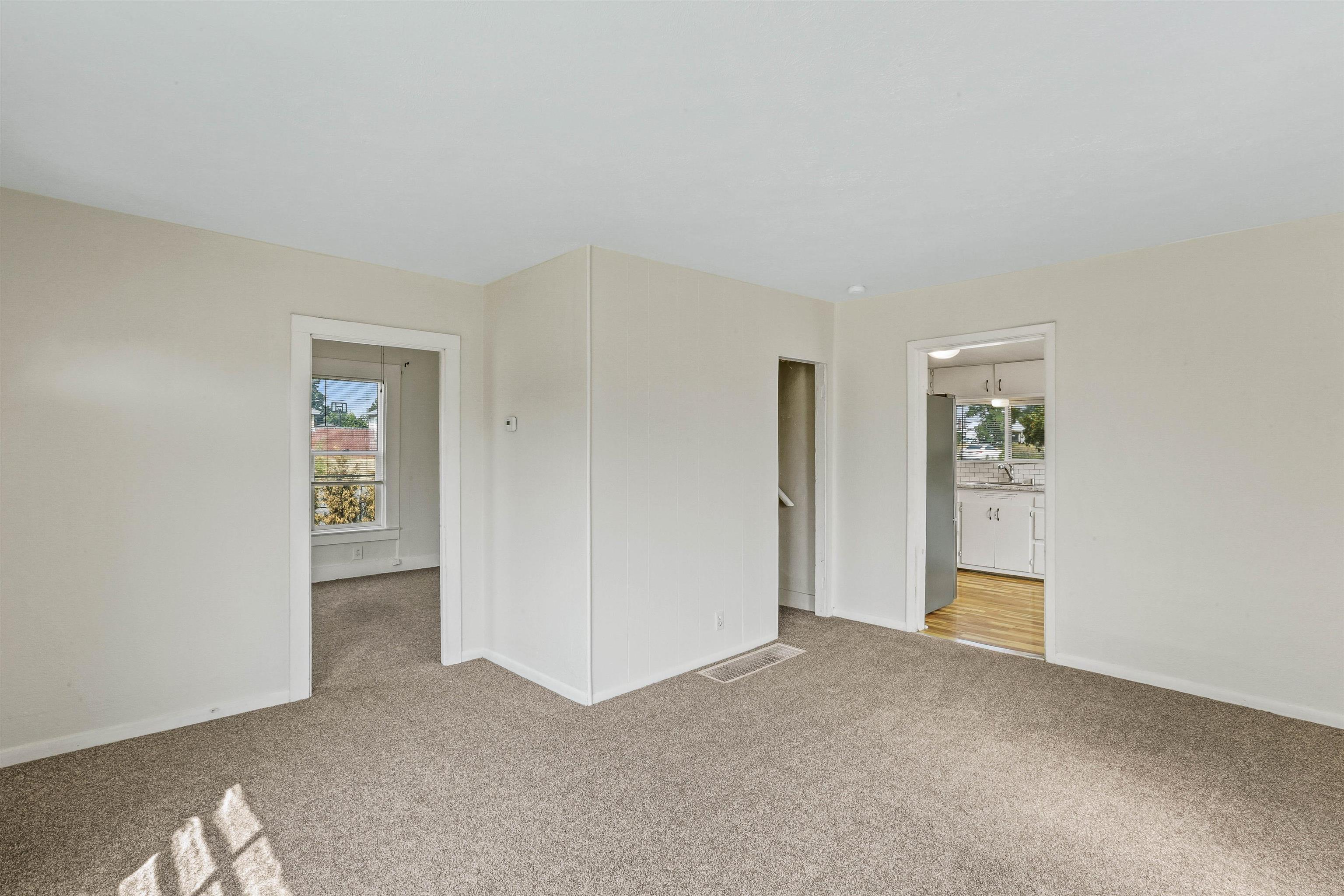 1003 E Rich Ave - Photo 4