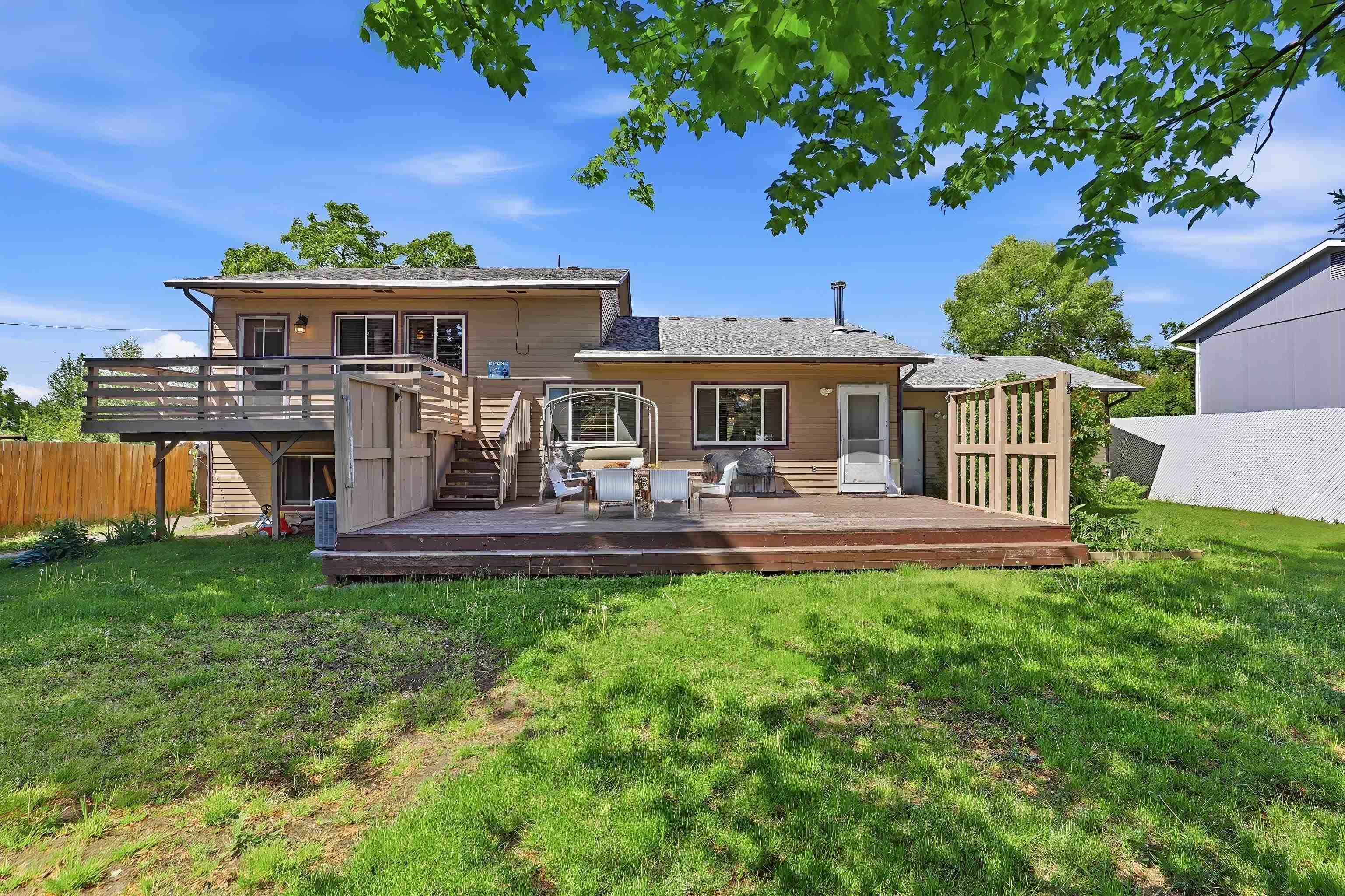 11704 E ALKI Ave - Photo 28