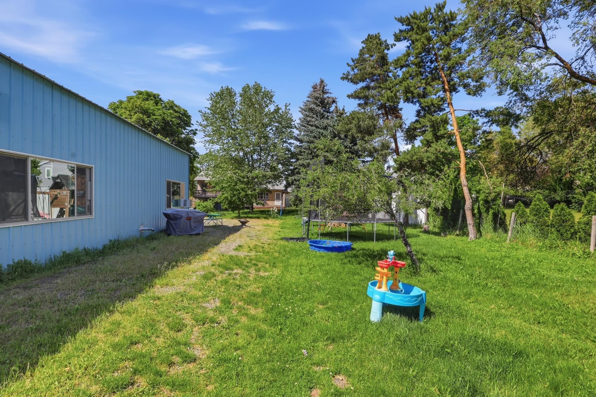 11704 E ALKI Ave - Photo 30