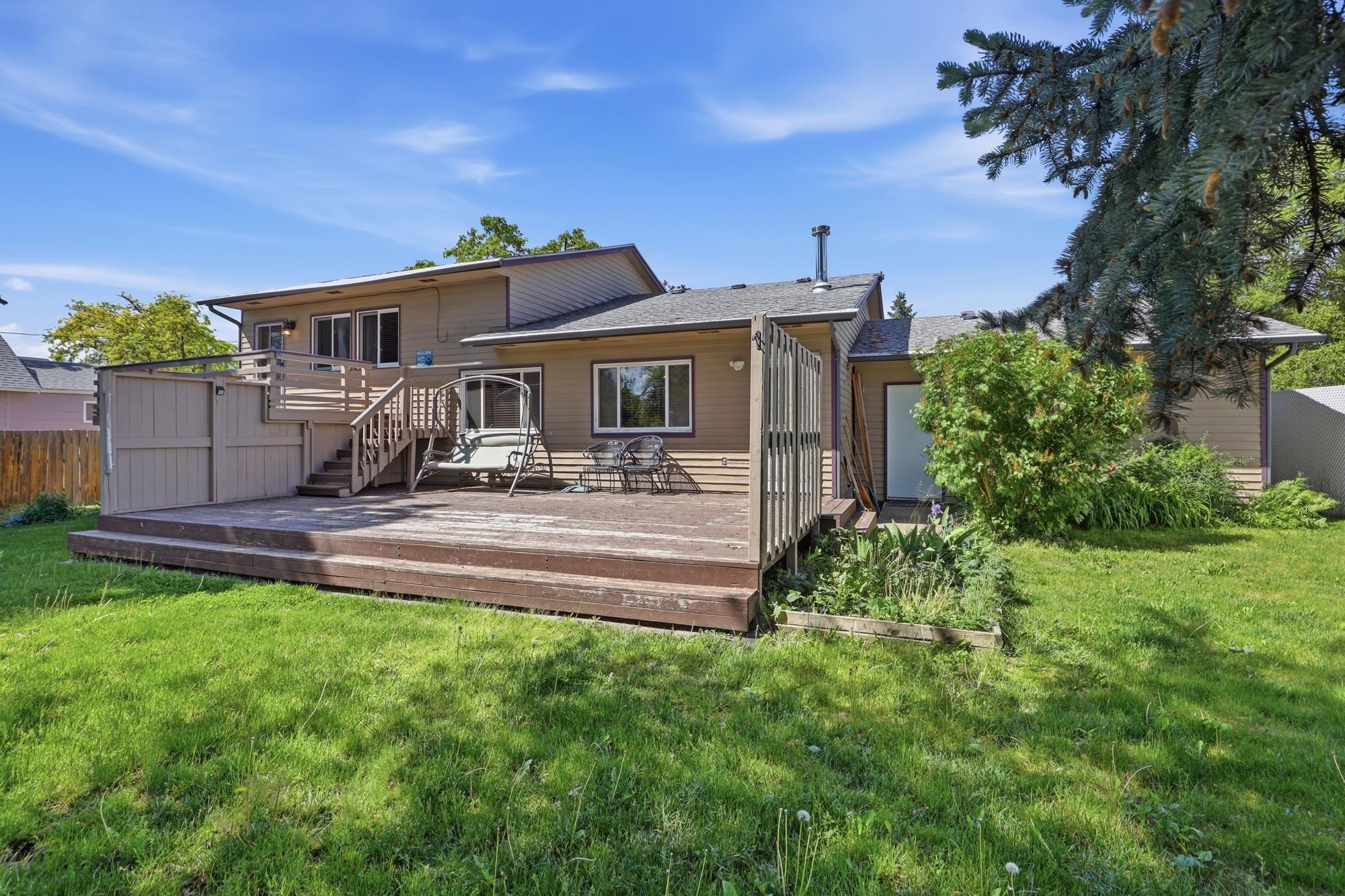 11704 E ALKI Ave - Photo 33
