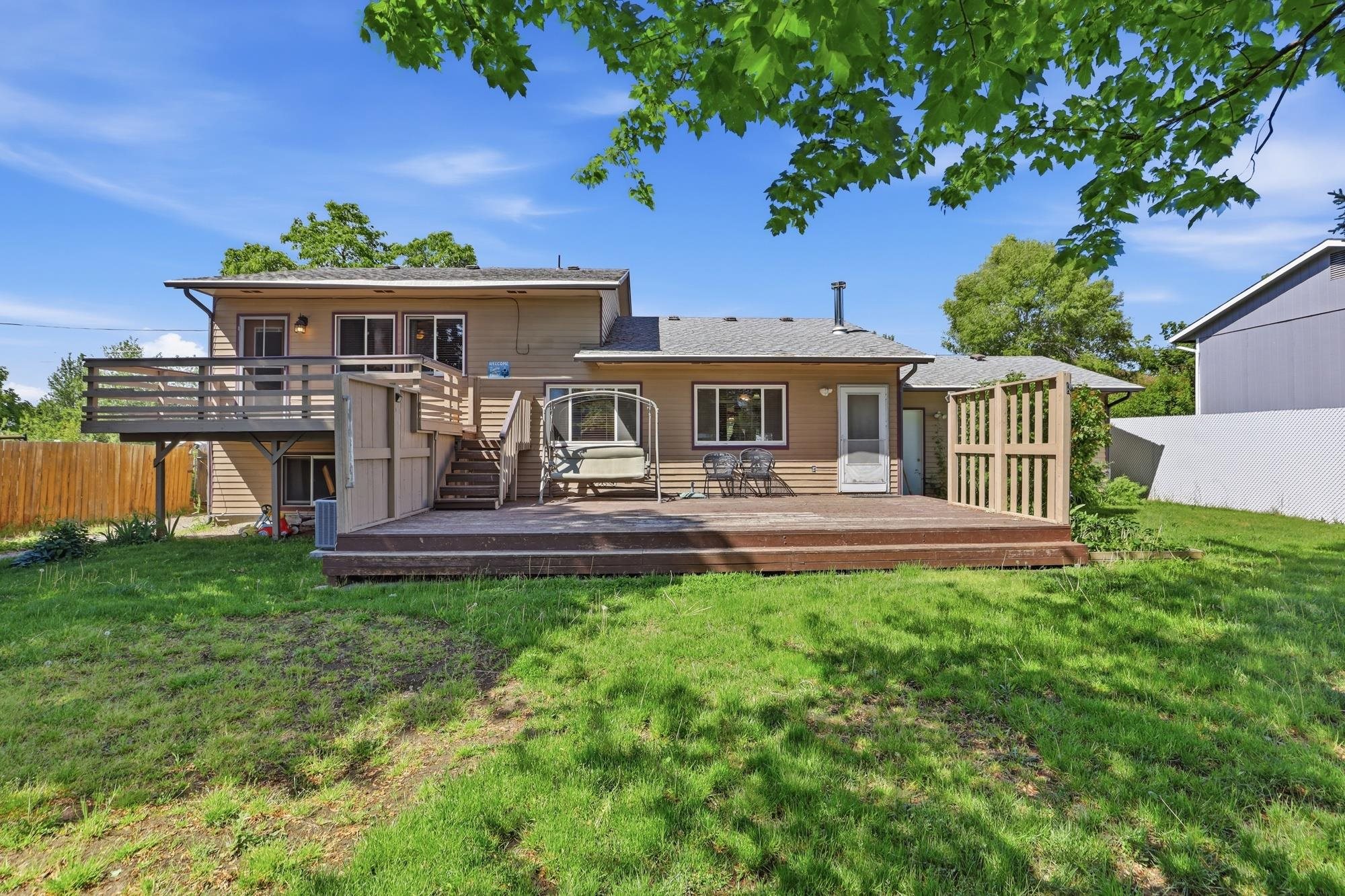 11704 E ALKI Ave - Photo 36