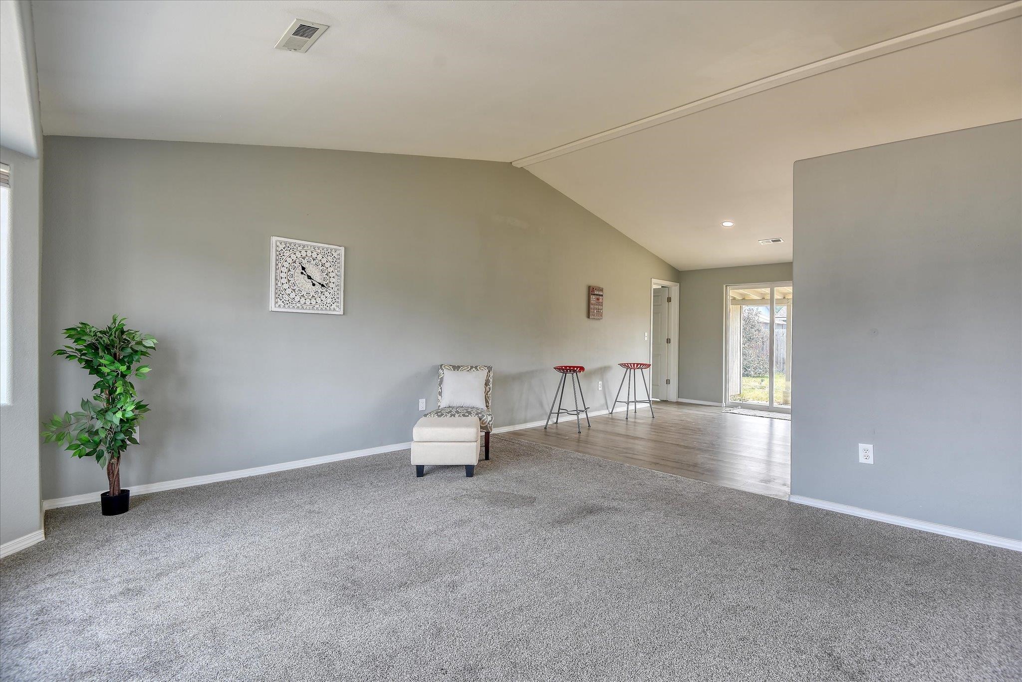 12411 W 9th St - Photo 2