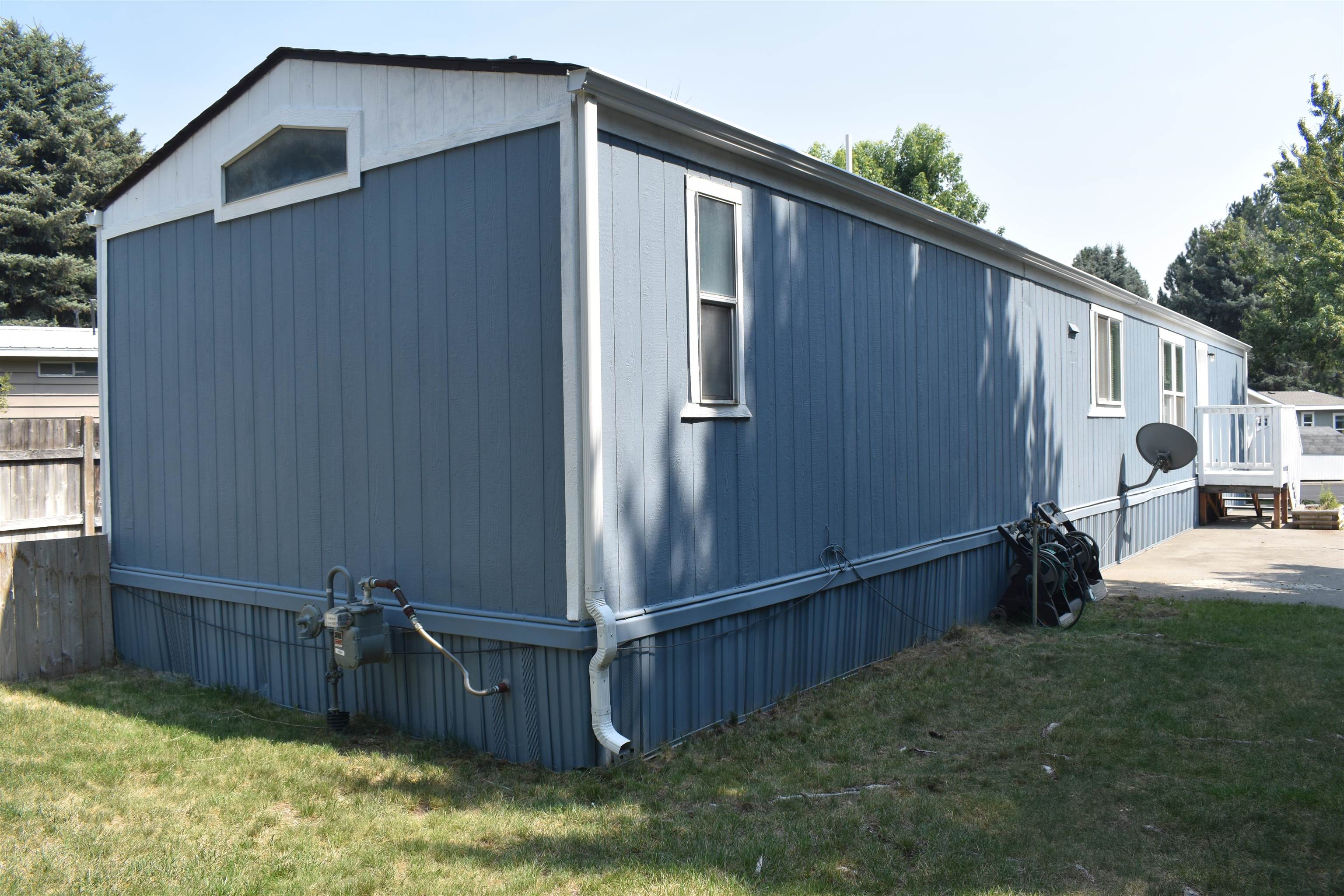 3110 E Chattaroy Rd - Photo 3