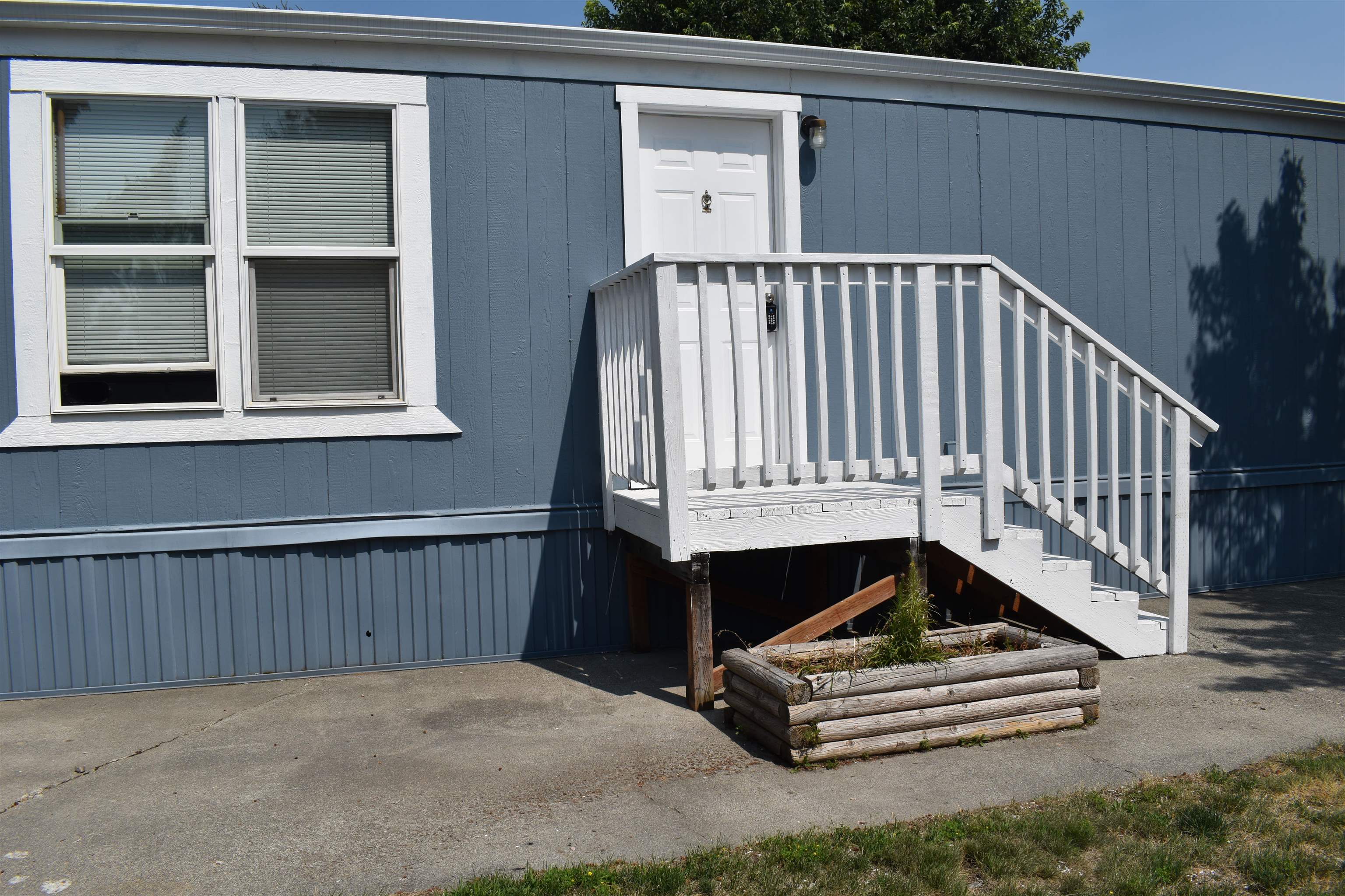 3110 E Chattaroy Rd - Photo 5