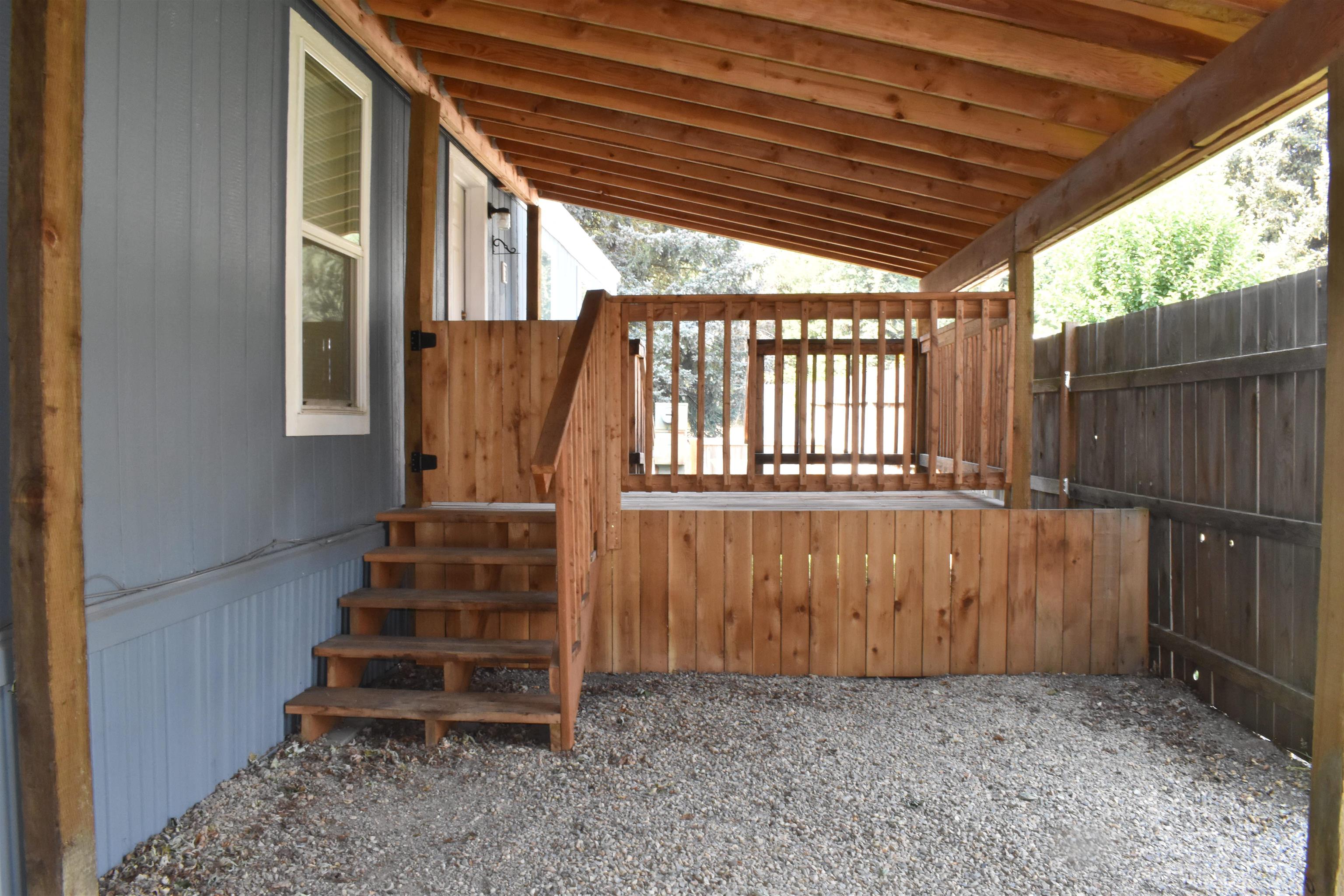 3110 E Chattaroy Rd - Photo 7