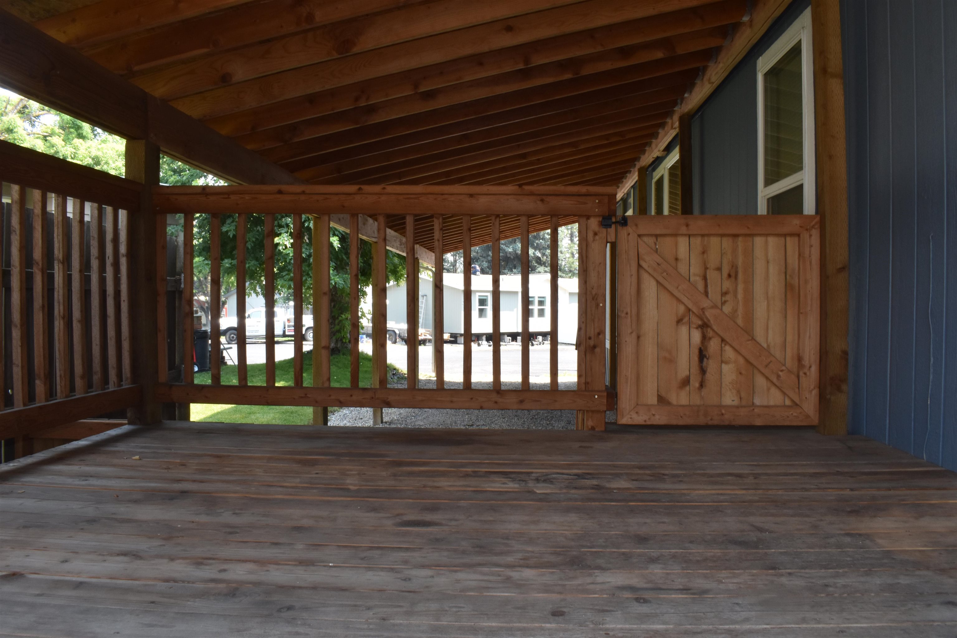 3110 E Chattaroy Rd - Photo 10