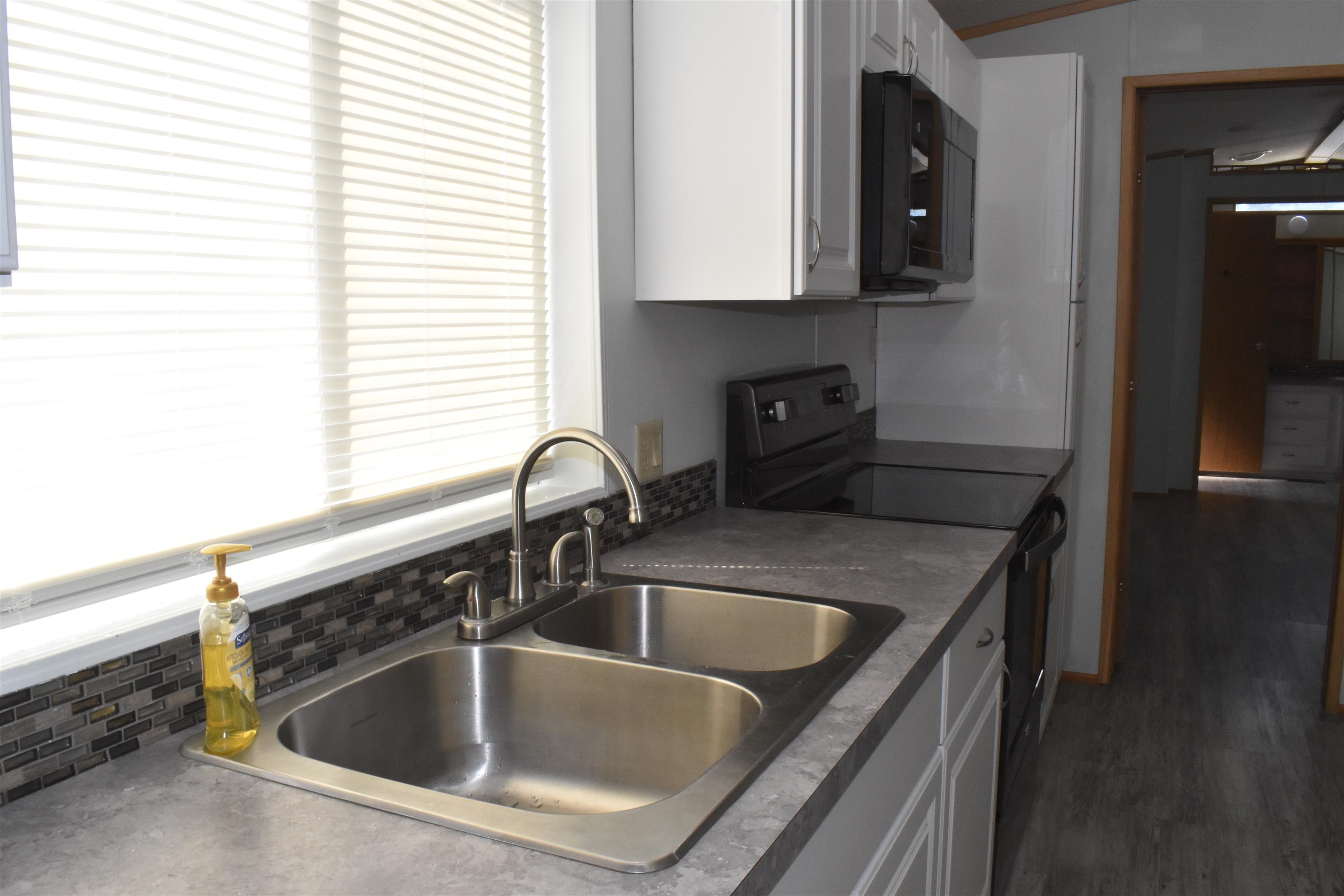 3110 E Chattaroy Rd - Photo 16