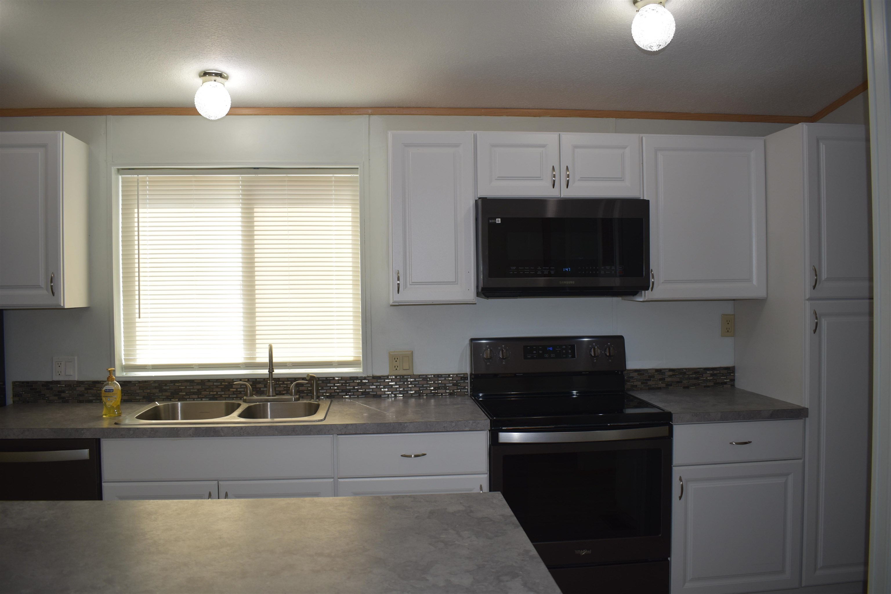 3110 E Chattaroy Rd - Photo 20