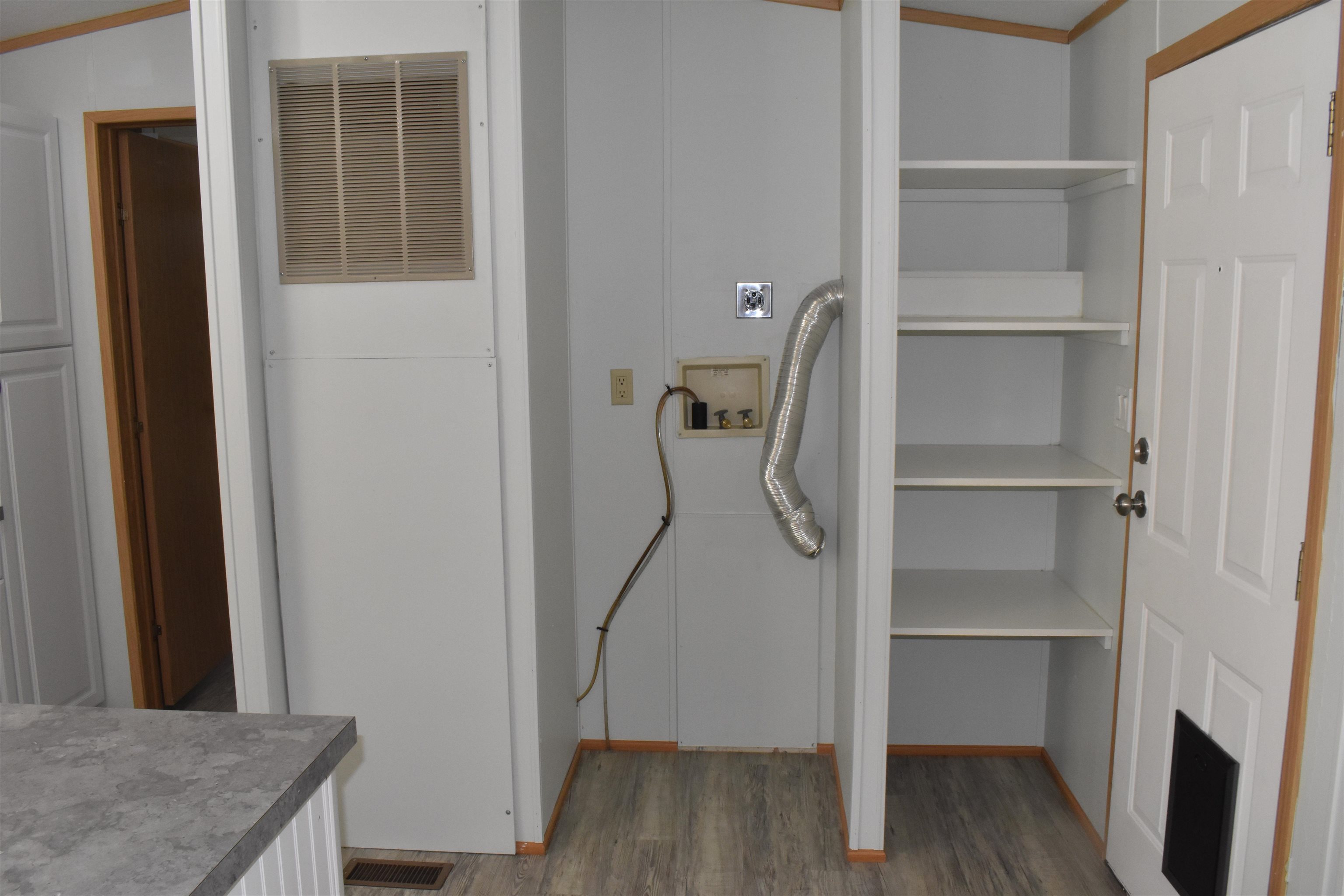 3110 E Chattaroy Rd - Photo 21