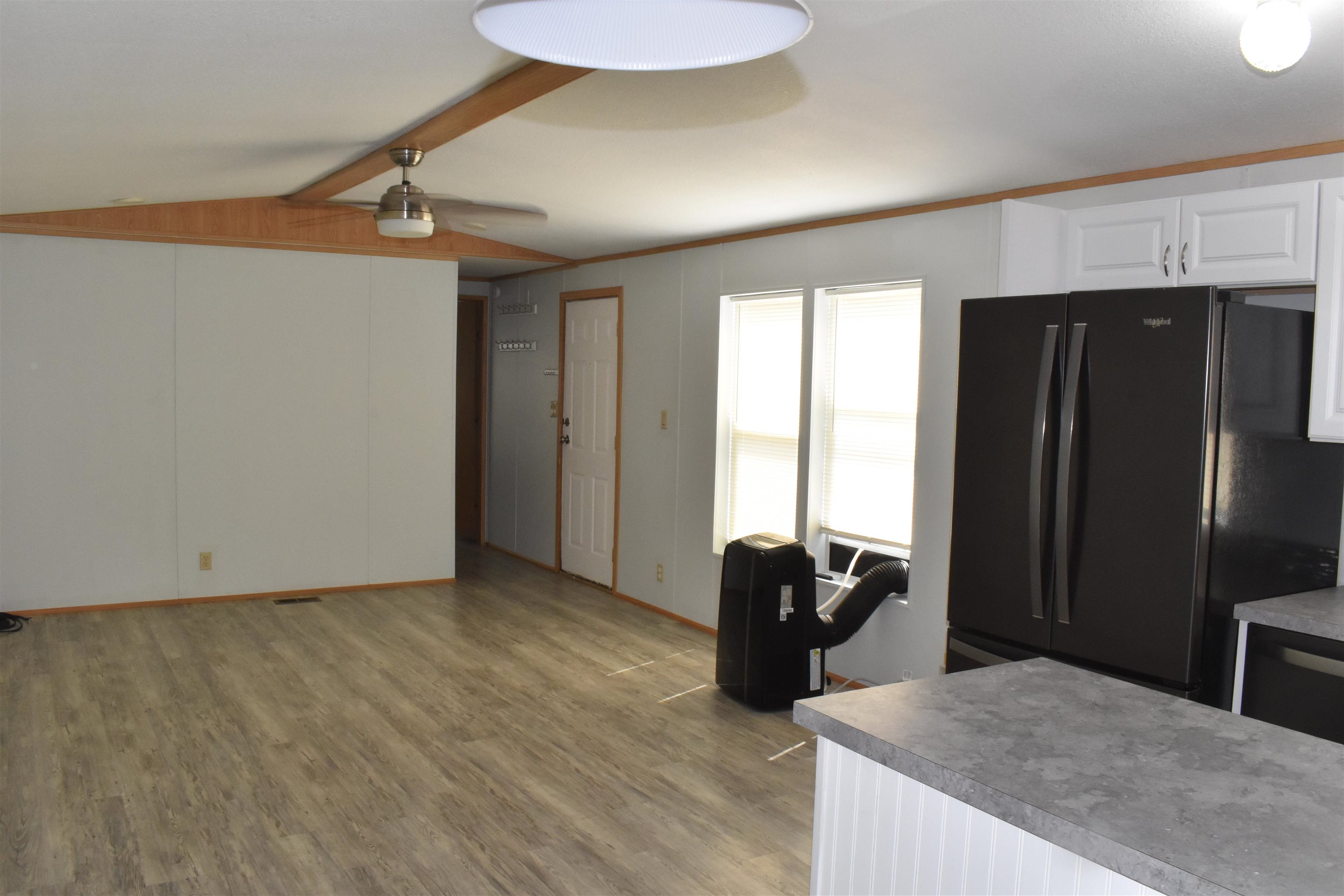 3110 E Chattaroy Rd - Photo 24