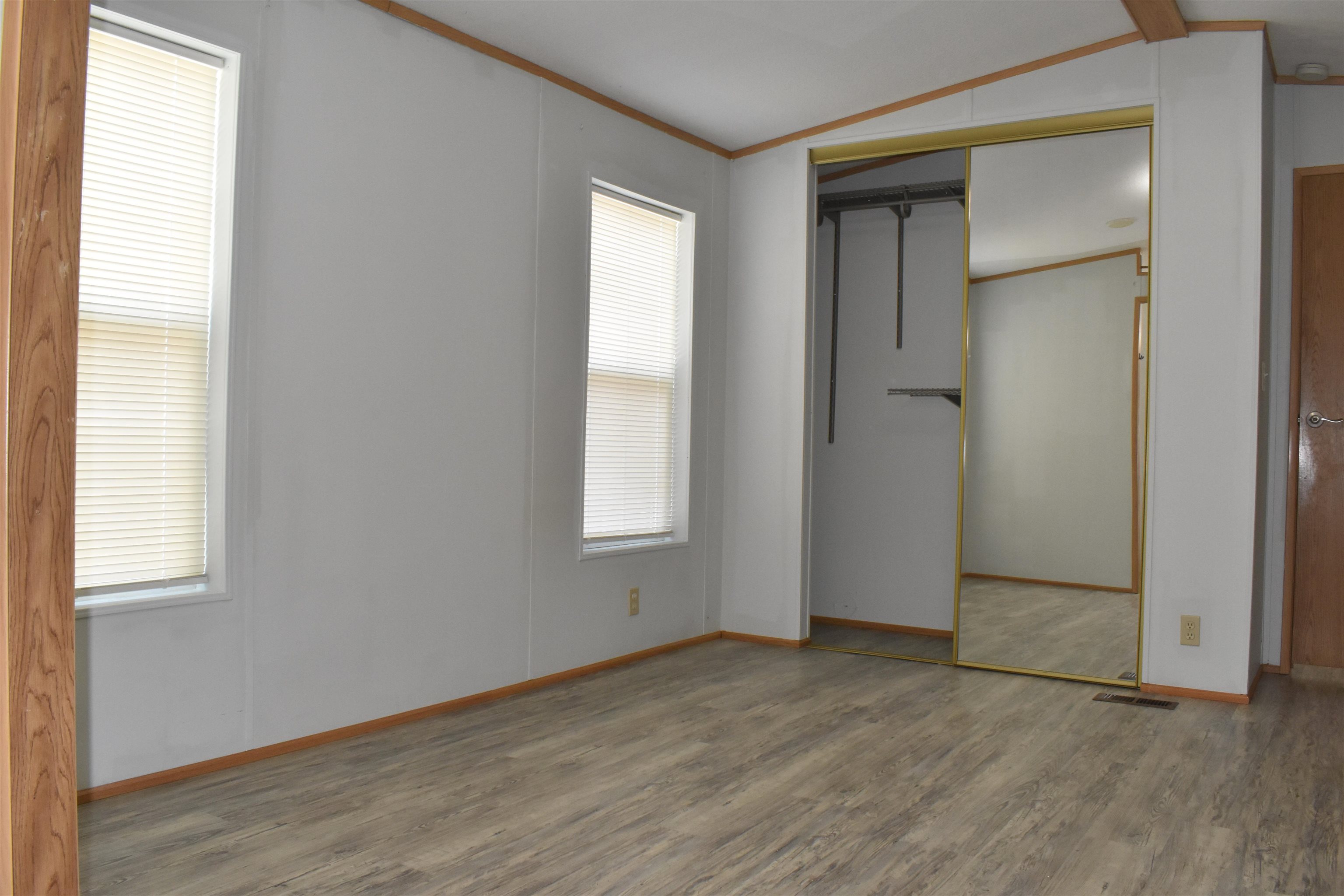 3110 E Chattaroy Rd - Photo 32