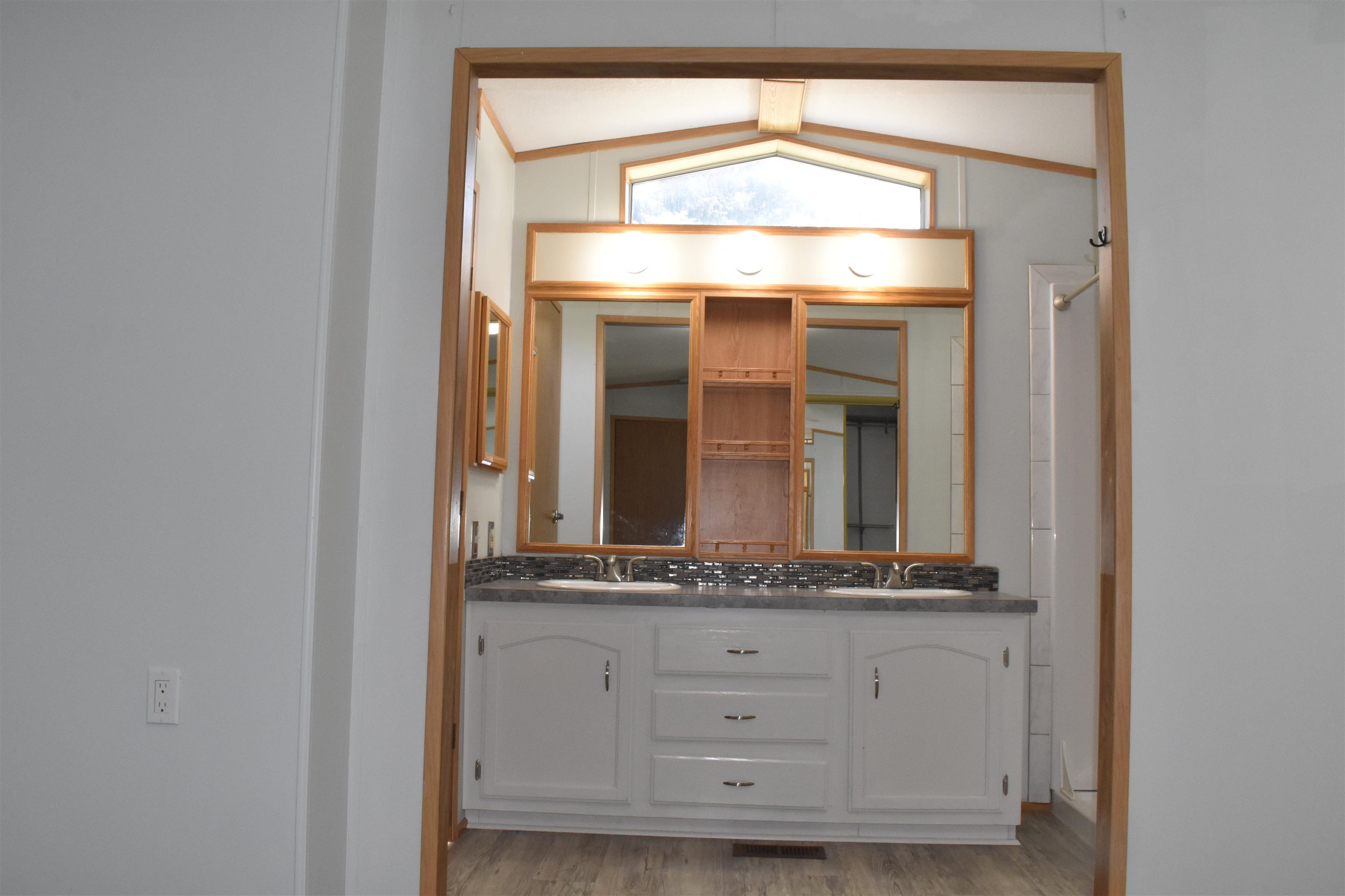 3110 E Chattaroy Rd - Photo 33