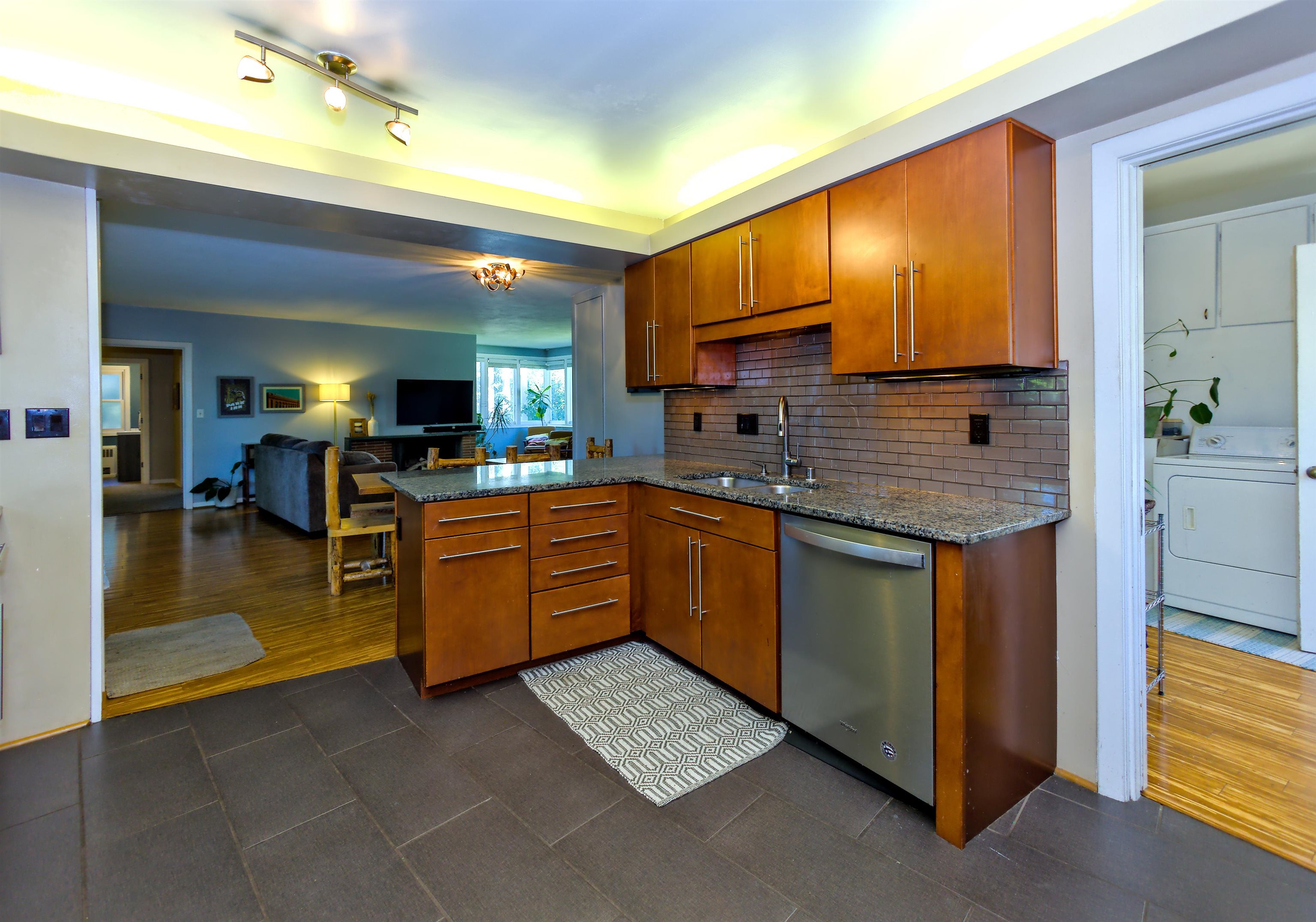 1027 W 29th Ave - Photo 24