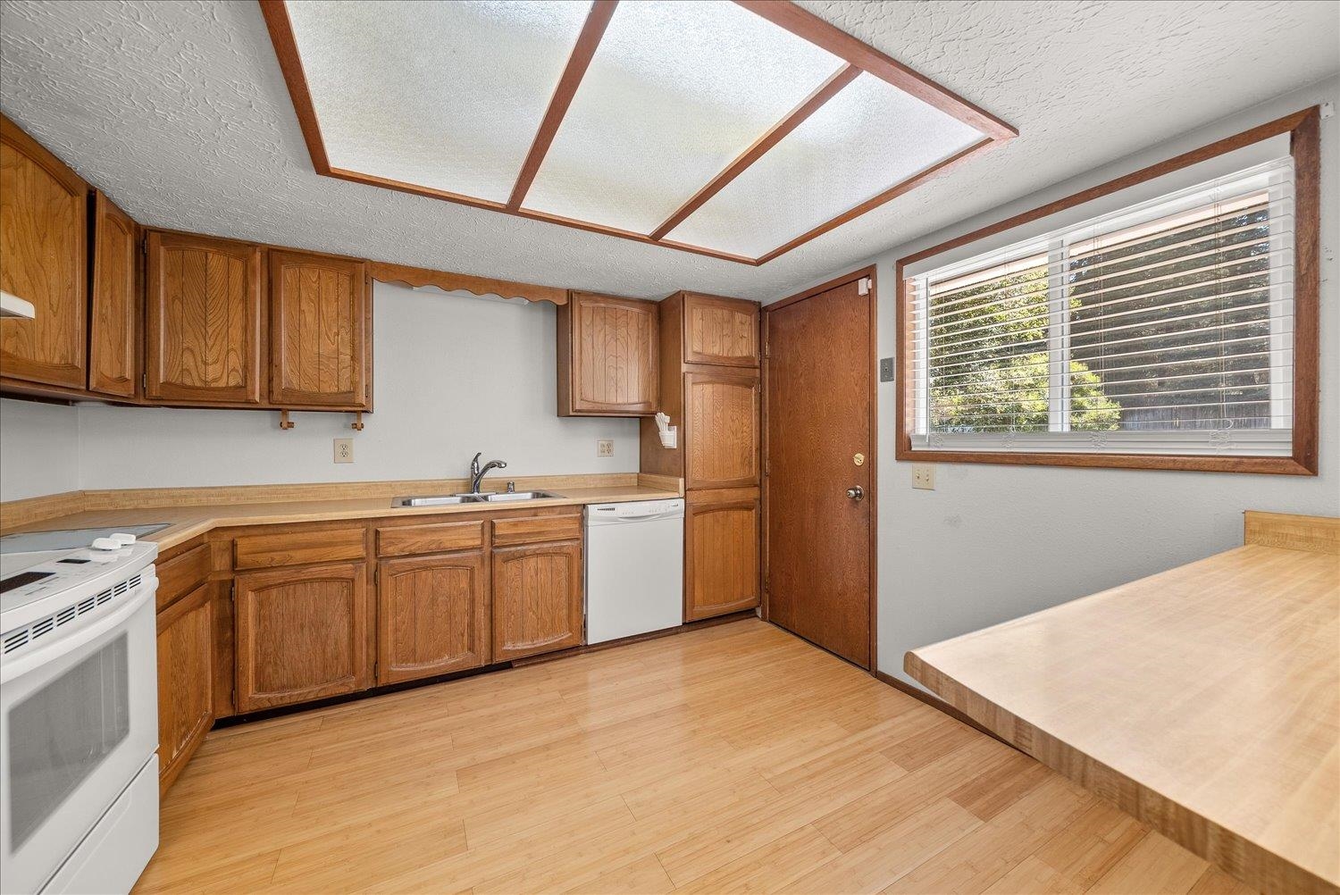 8418 N General Grant Way - Photo 13