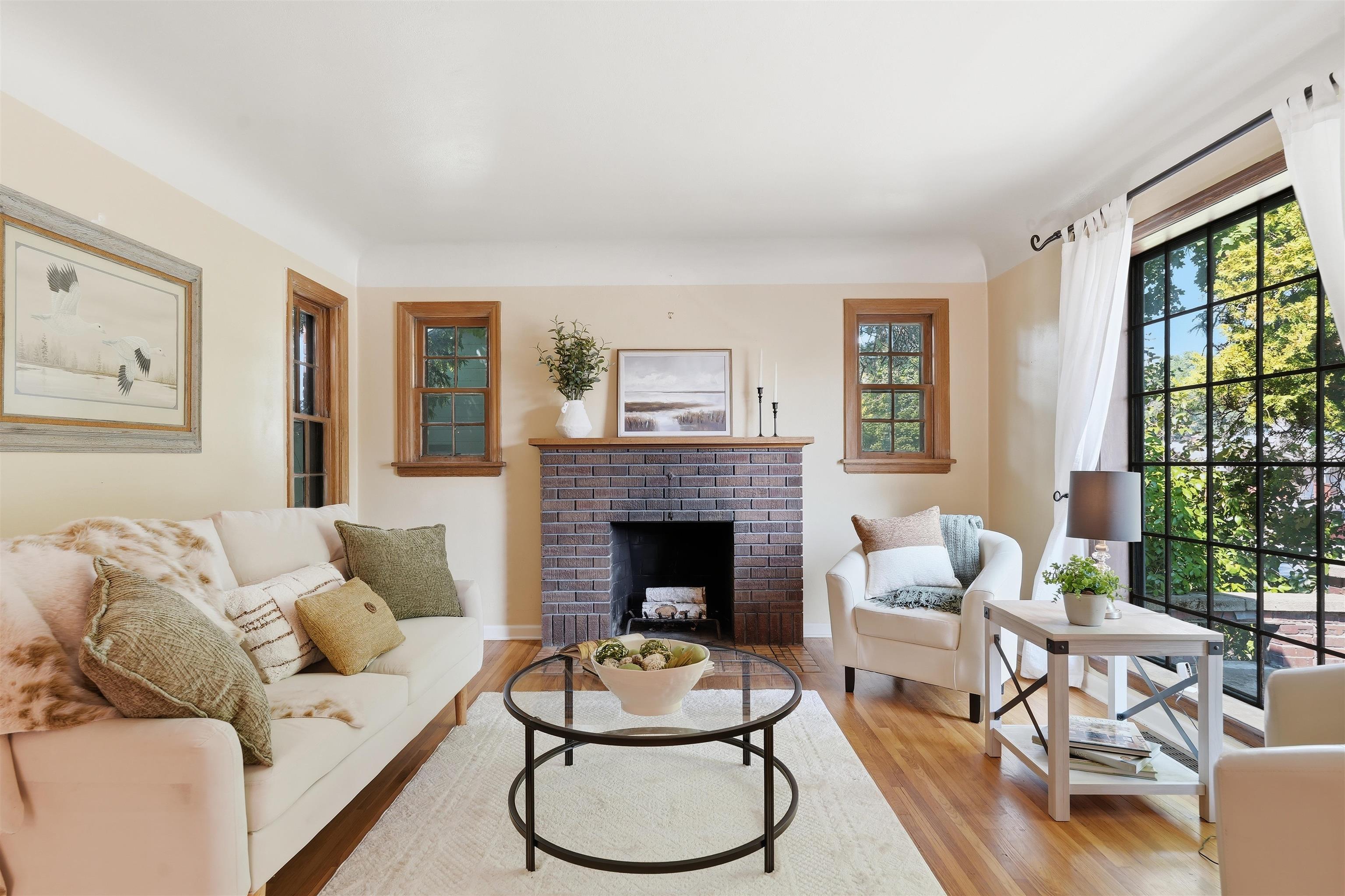 1728 E 9th Ave - Photo 8
