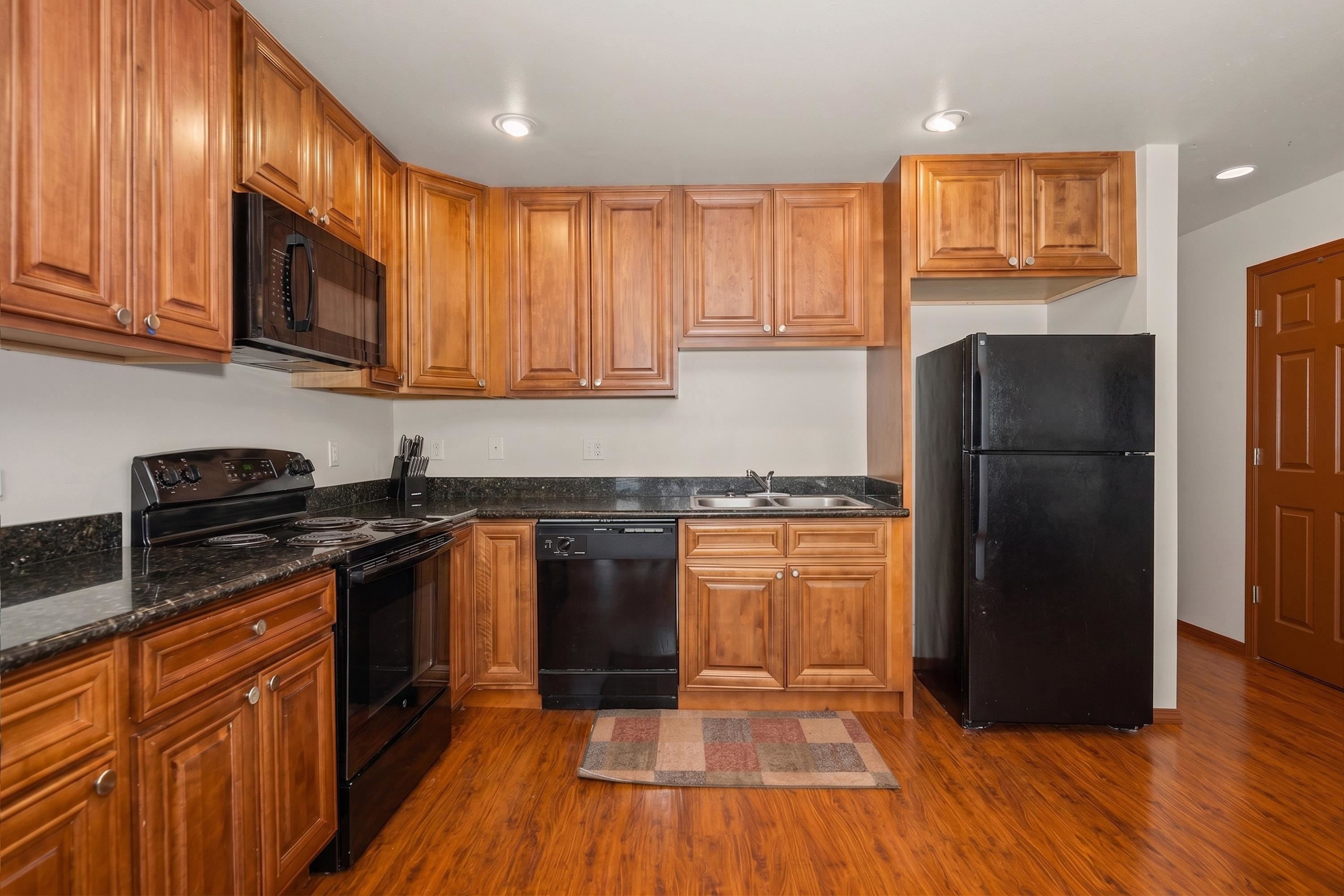 2417/2419 E 8th Ave - Photo 25